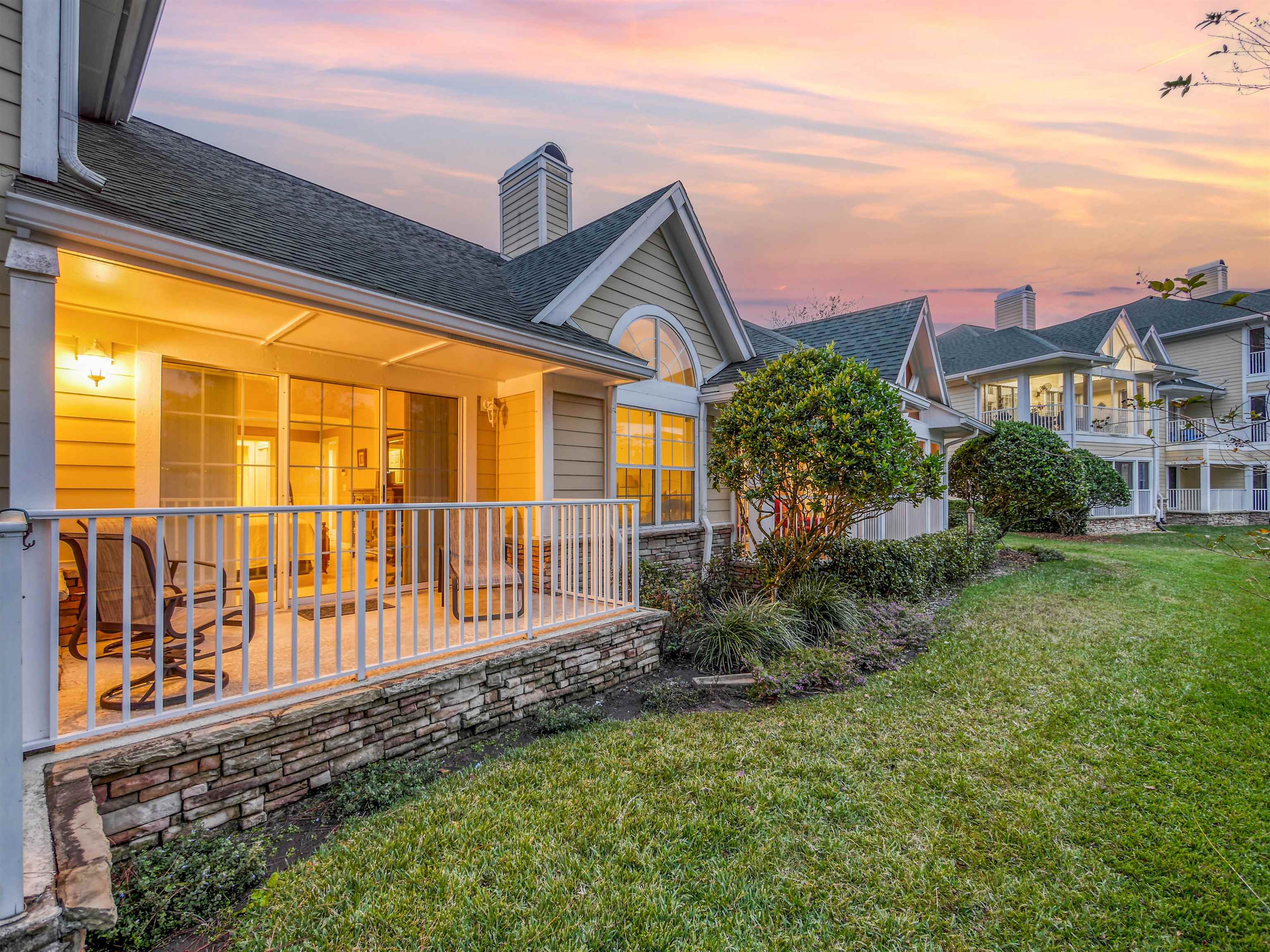 345 N Shore Circle Unit: 1211