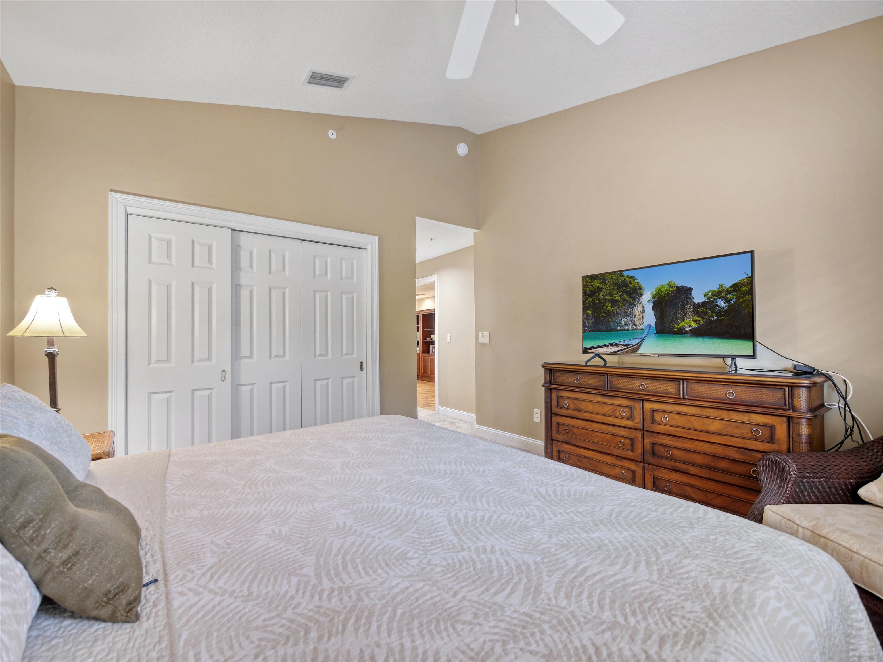 345 N Shore Circle Unit: 1211