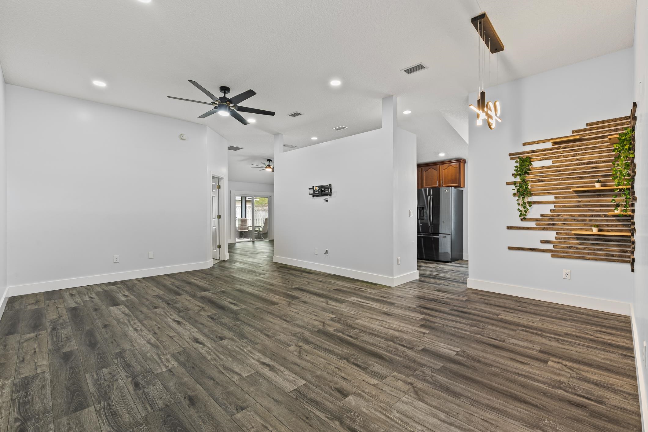 1200 Springhealth Ct