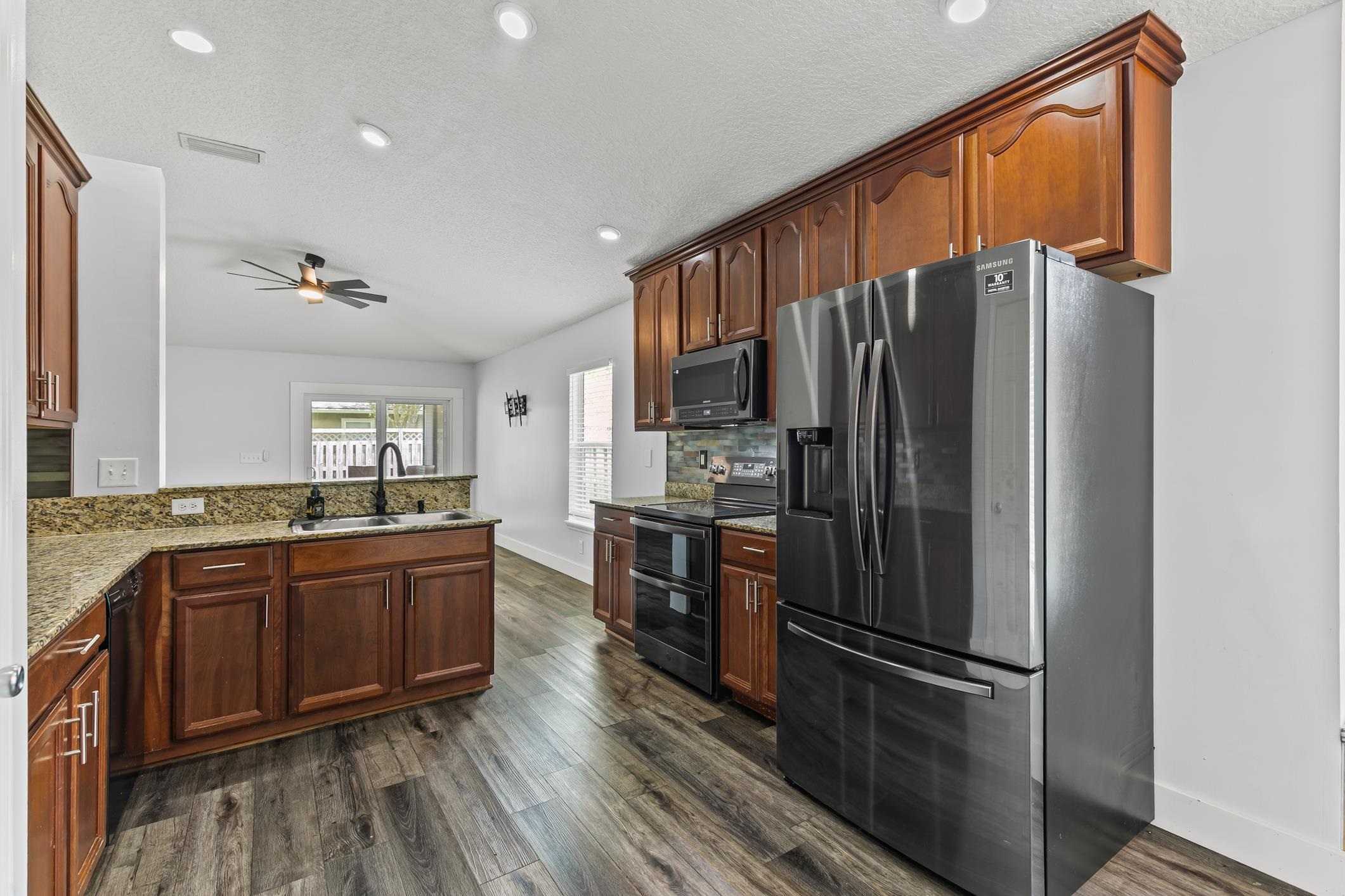 1200 Springhealth Ct