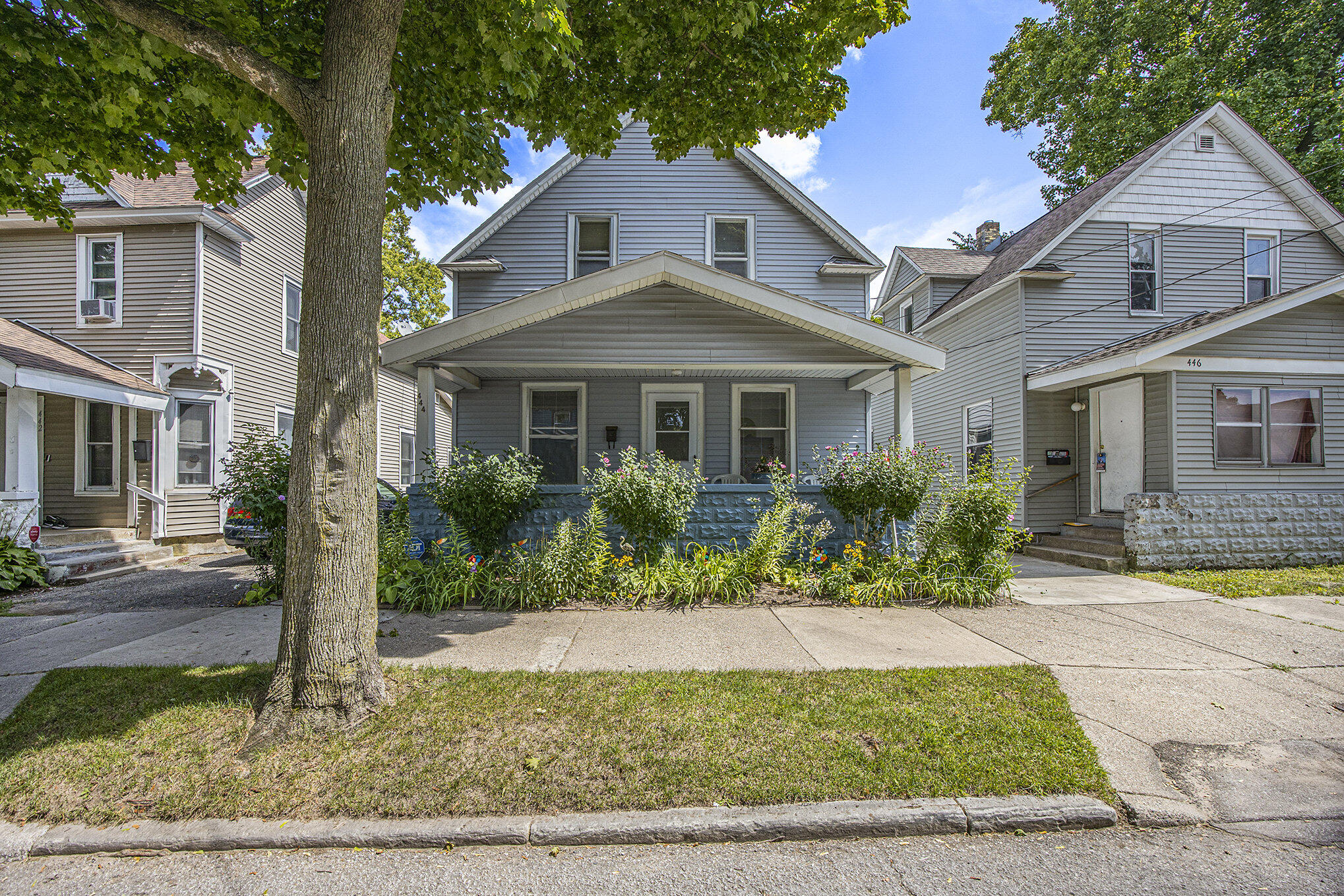444 Barth Avenue SE