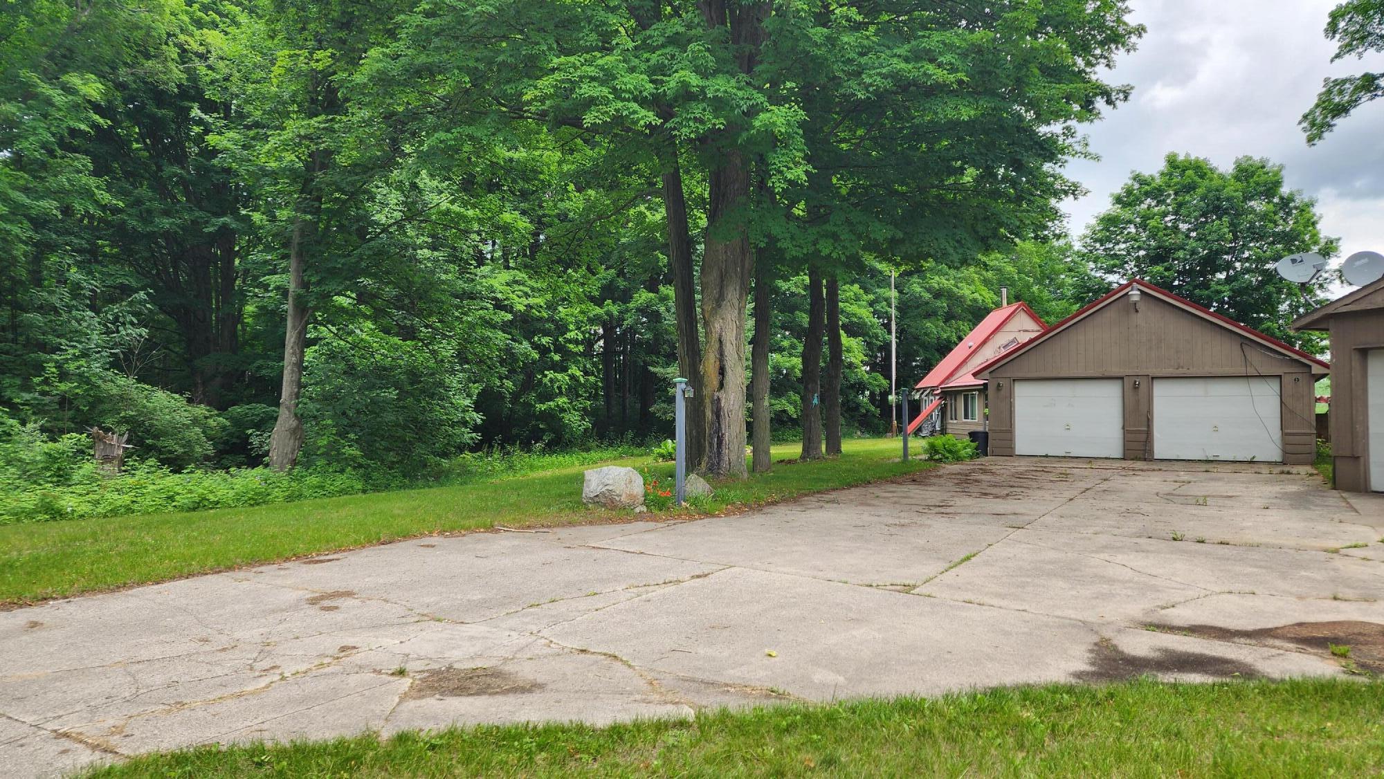 21800 M-115