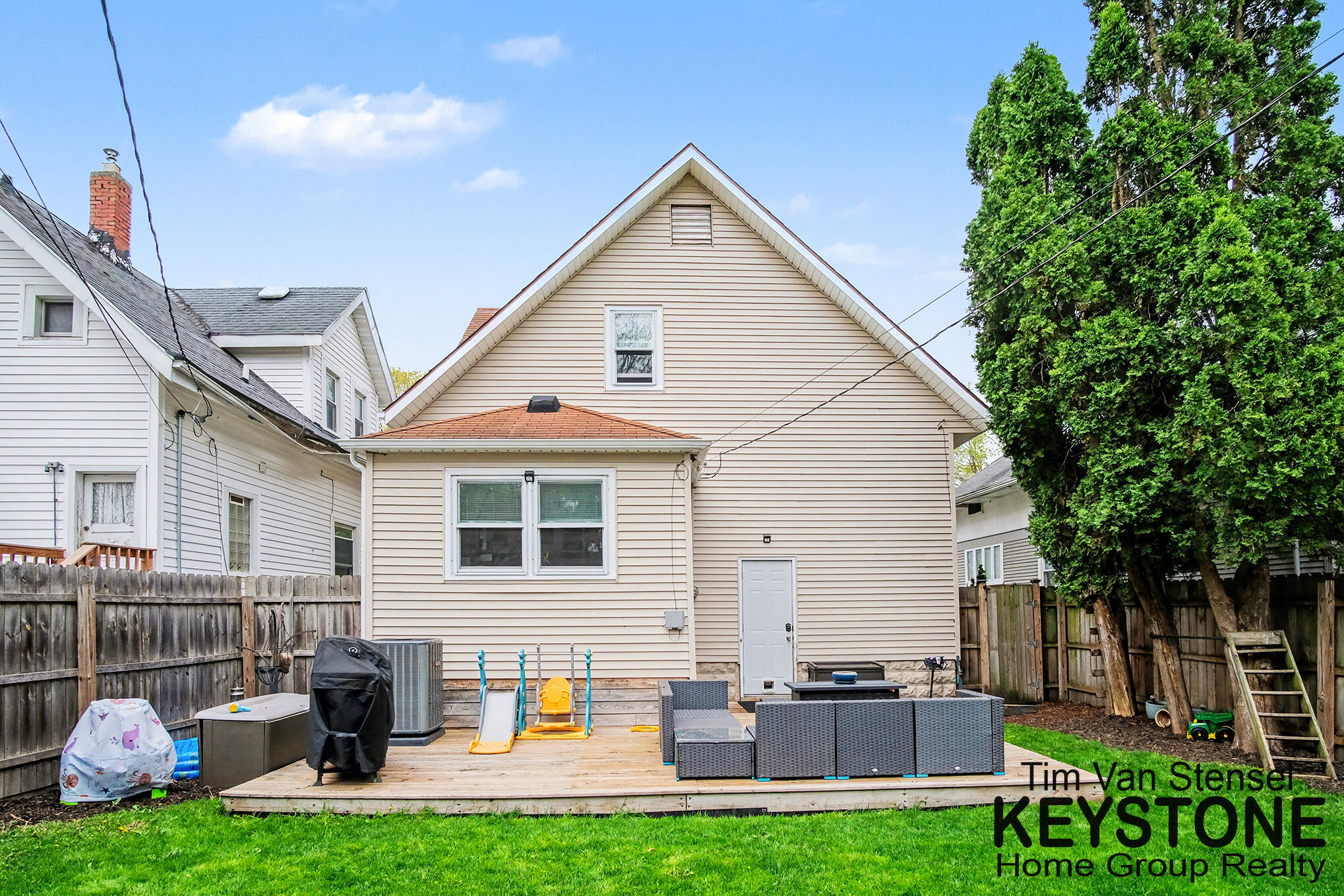 1117 Powers Avenue NW