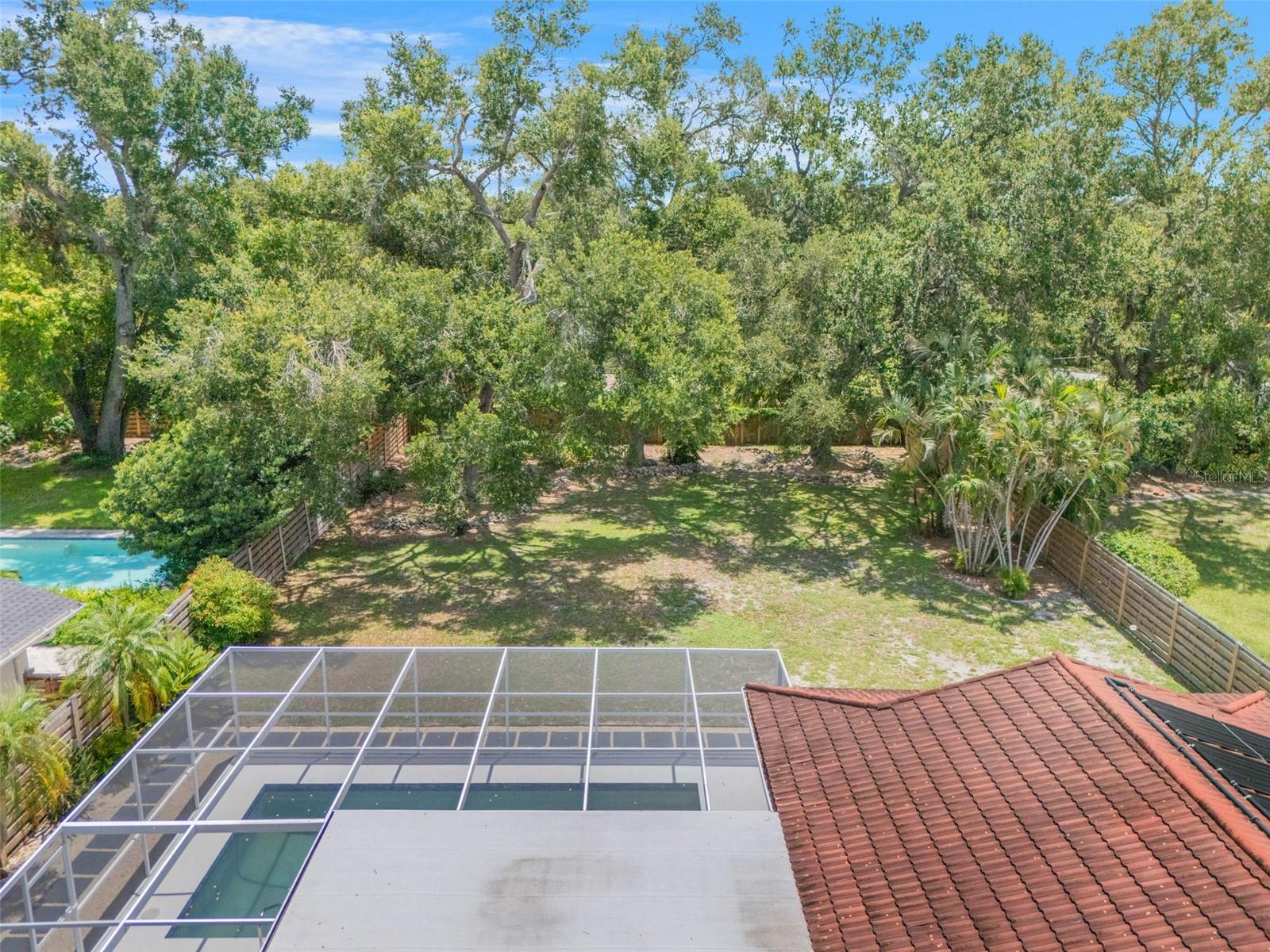 3209 RIVIERA DR