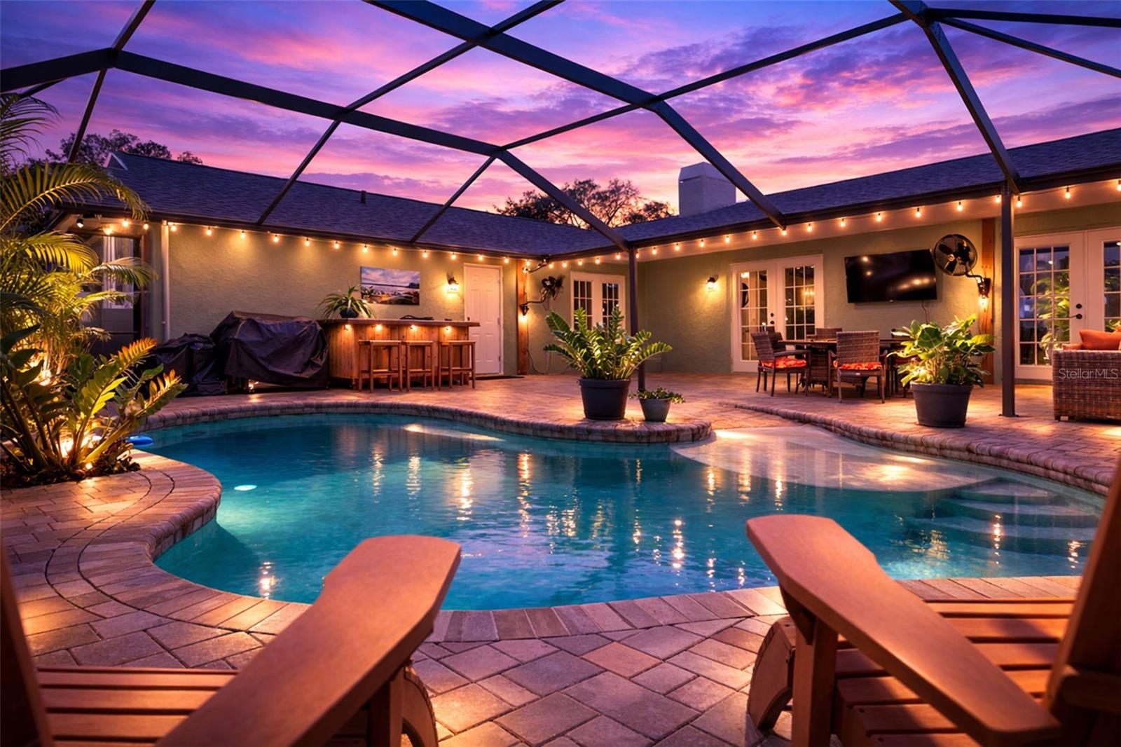 3196 CRYSTAL LAKES CT