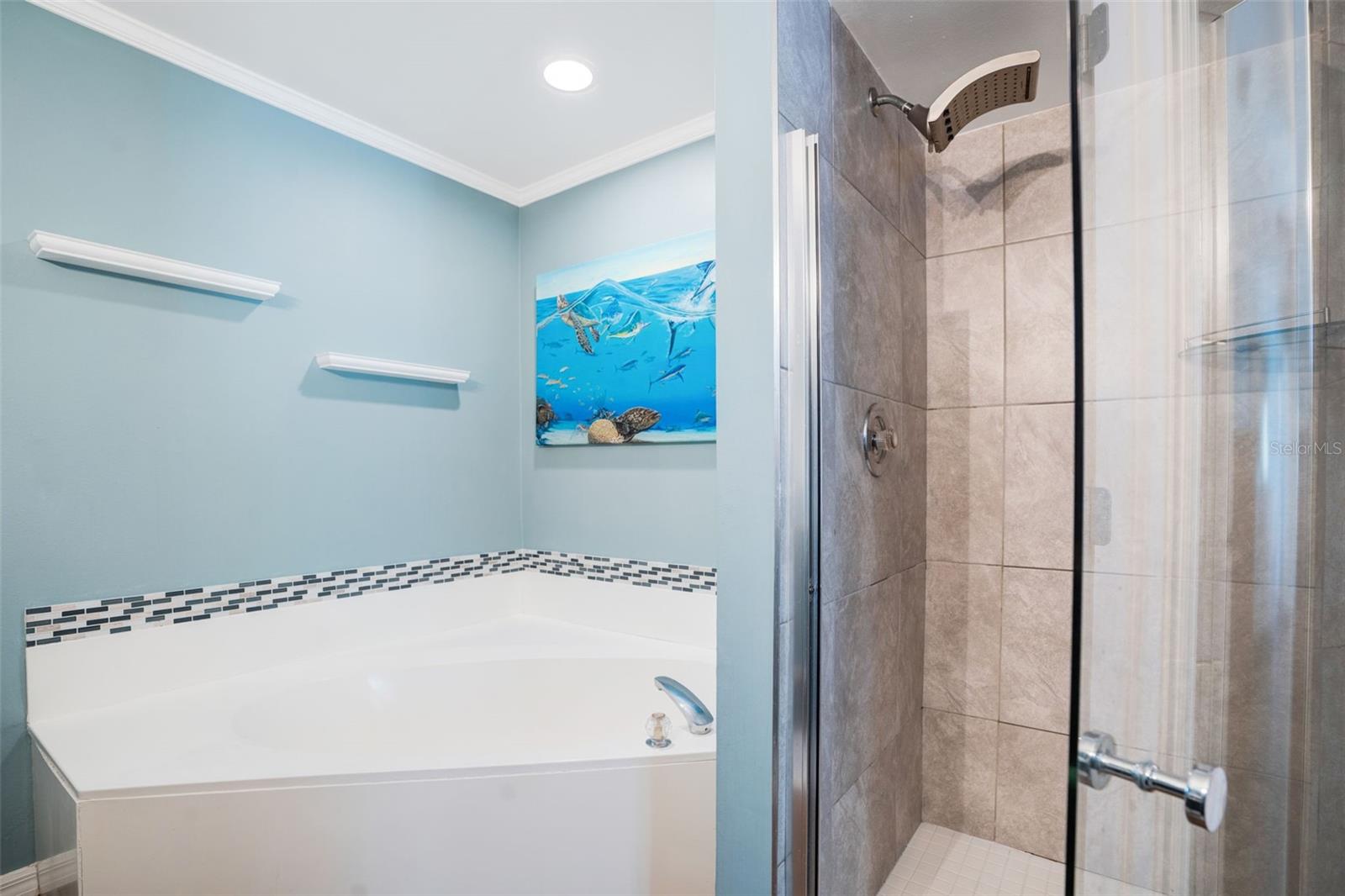 3196 CRYSTAL LAKES CT