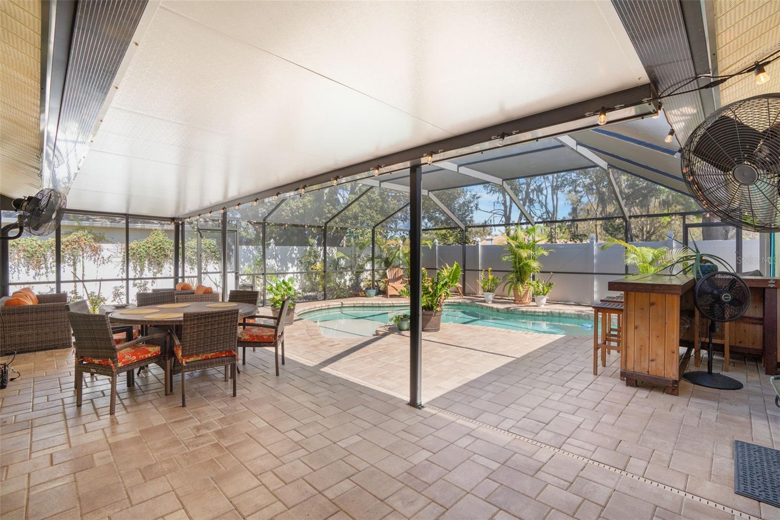 3196 CRYSTAL LAKES CT