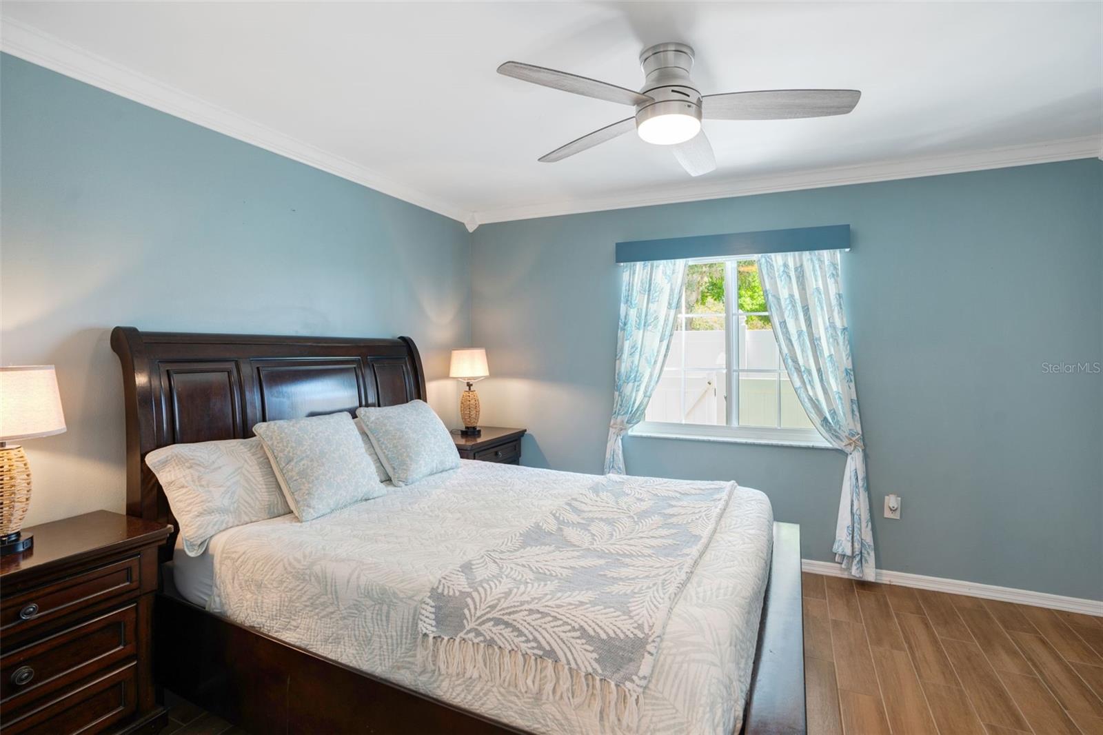 3196 CRYSTAL LAKES CT