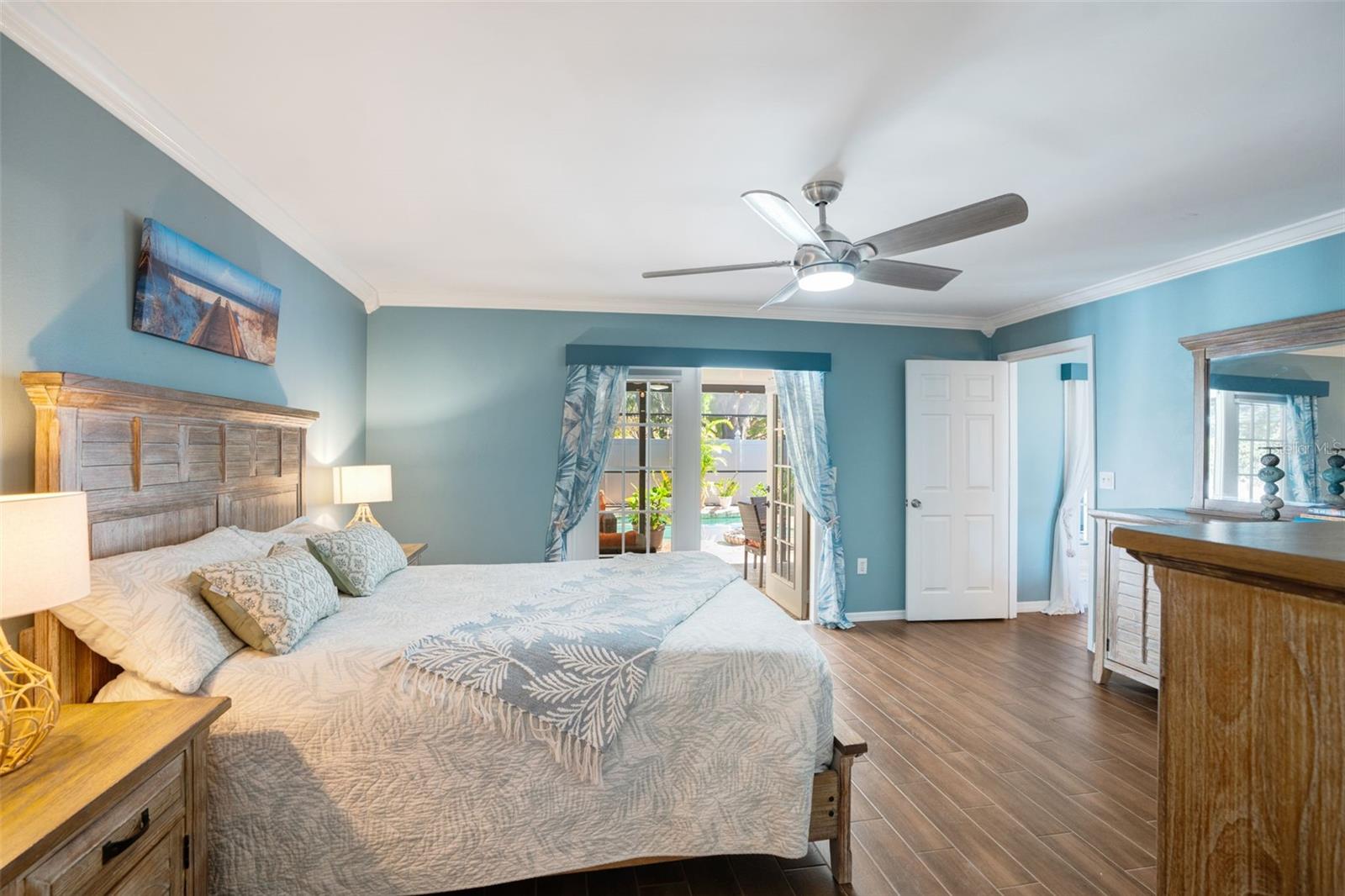 3196 CRYSTAL LAKES CT