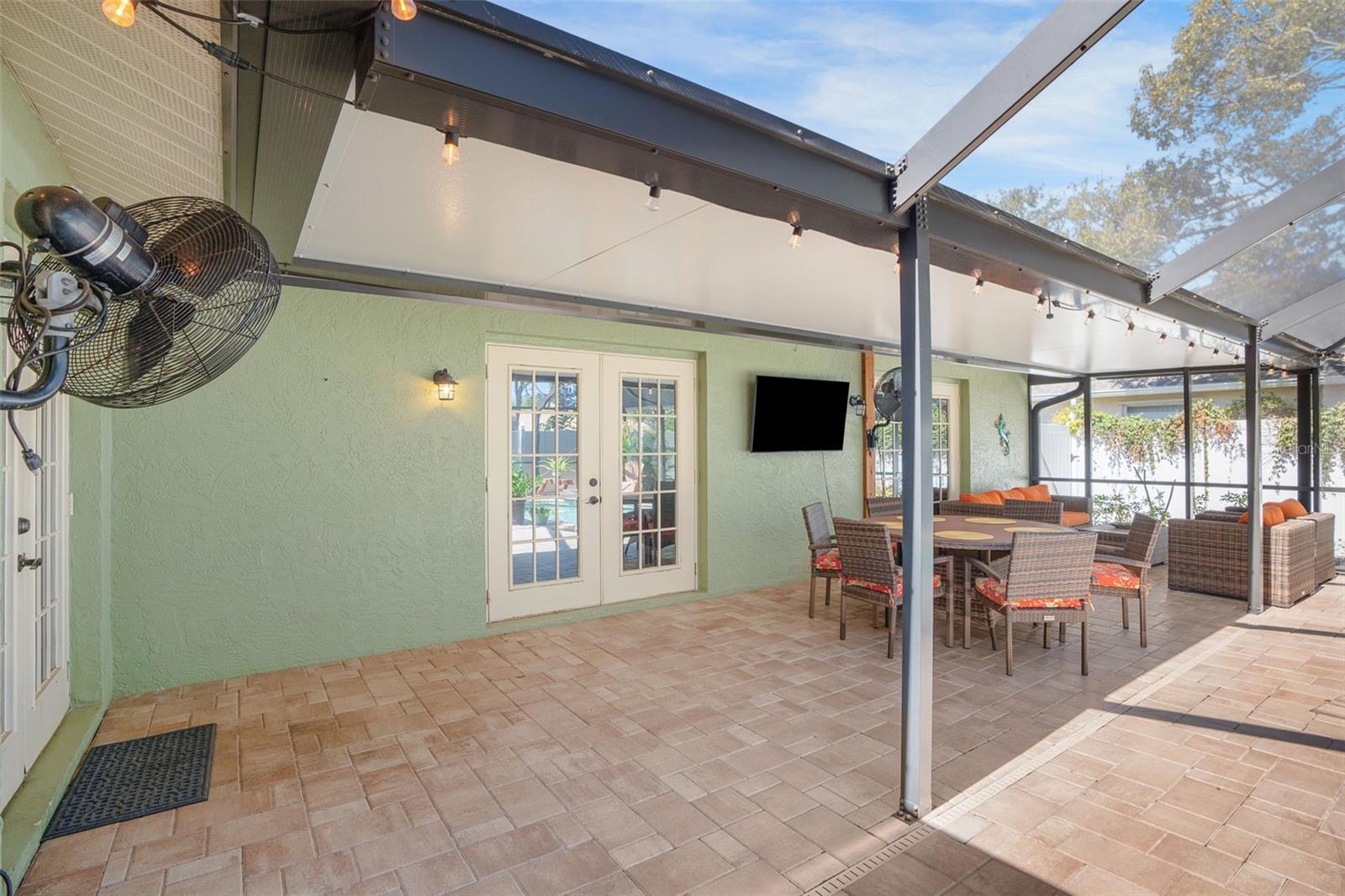 3196 CRYSTAL LAKES CT