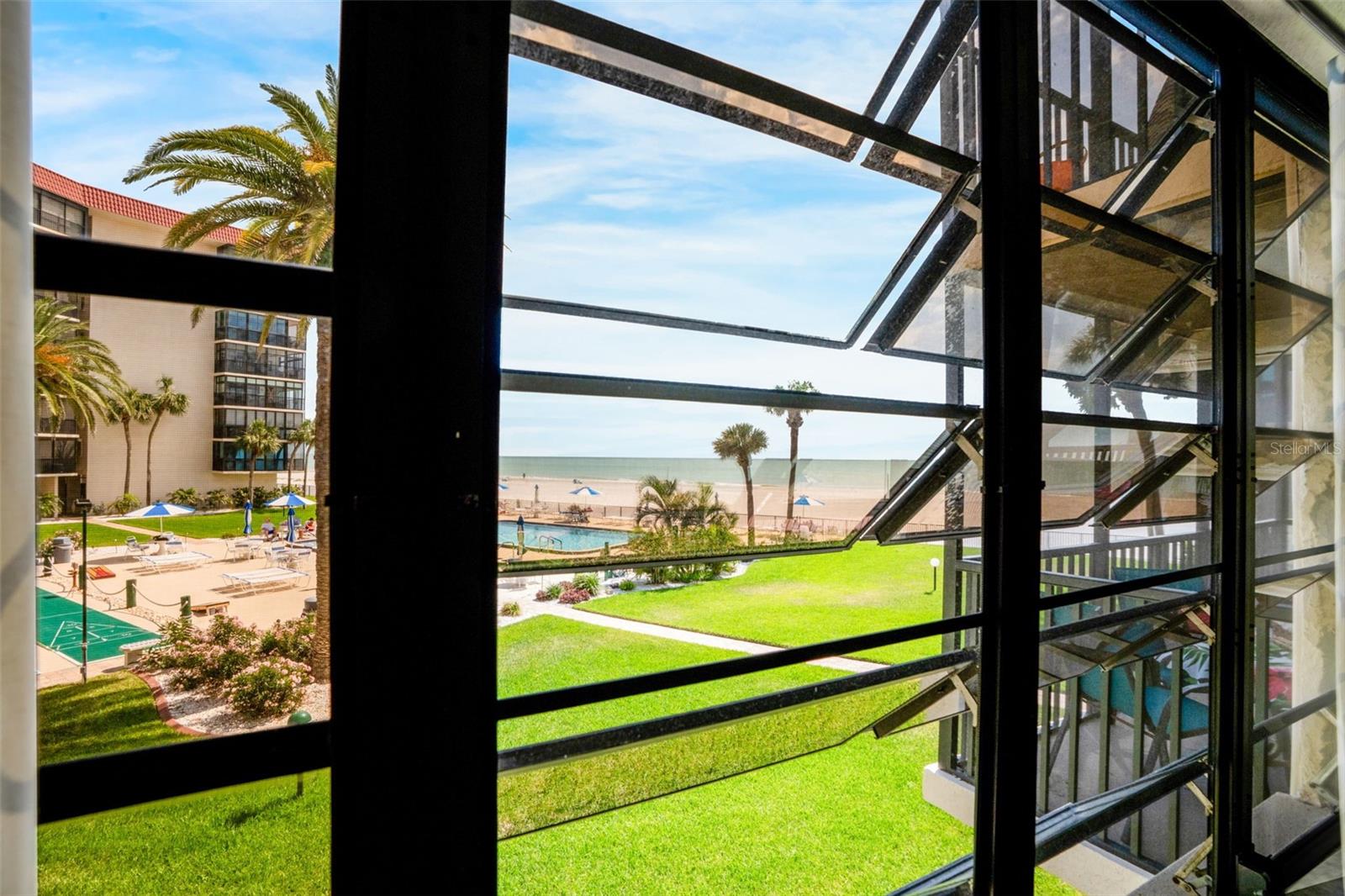 18304 GULF BLVD #105