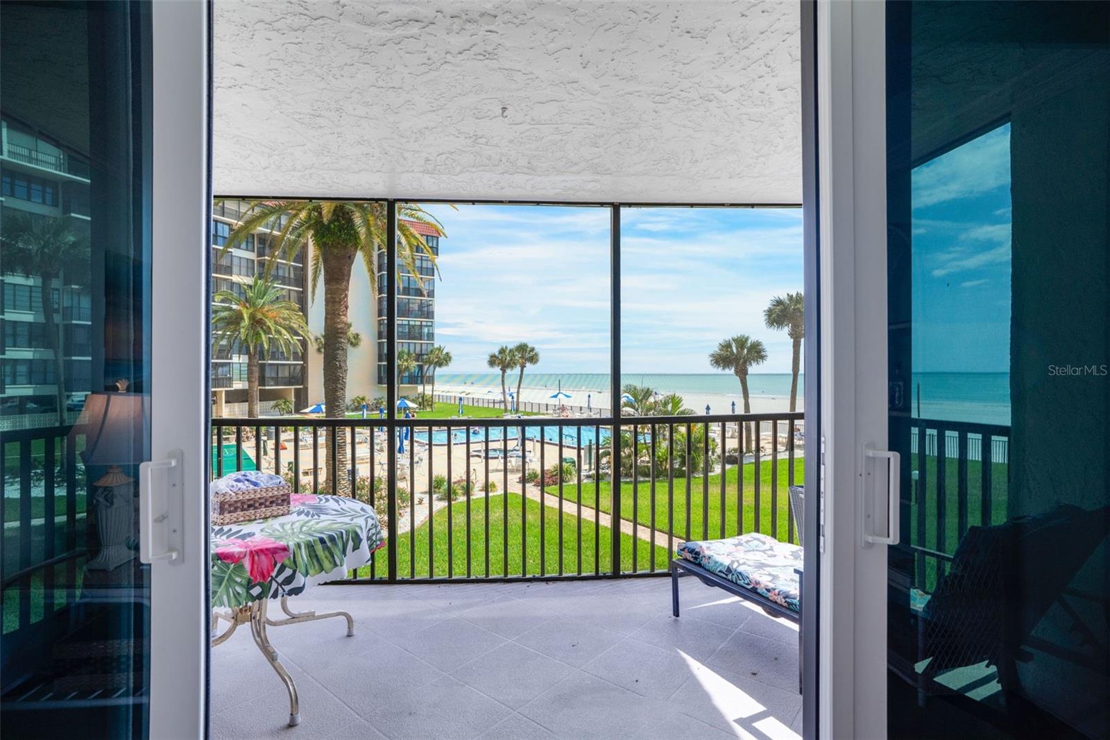 18304 GULF BLVD #105