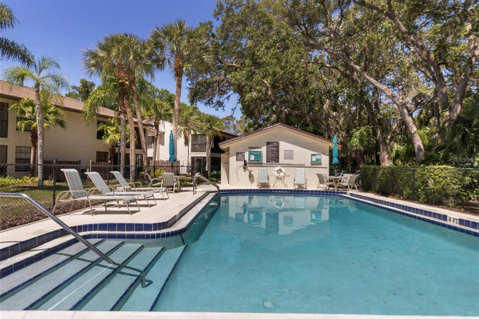 4717 WINSLOW BEACON #7