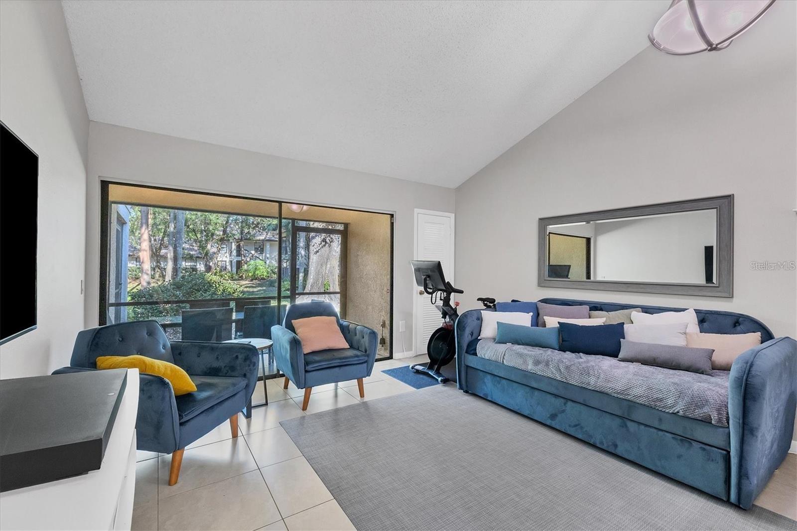 4717 WINSLOW BEACON #7