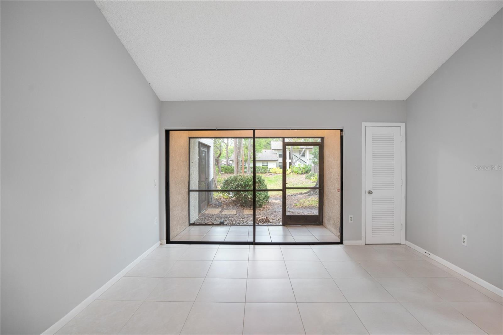 4717 WINSLOW BEACON #7