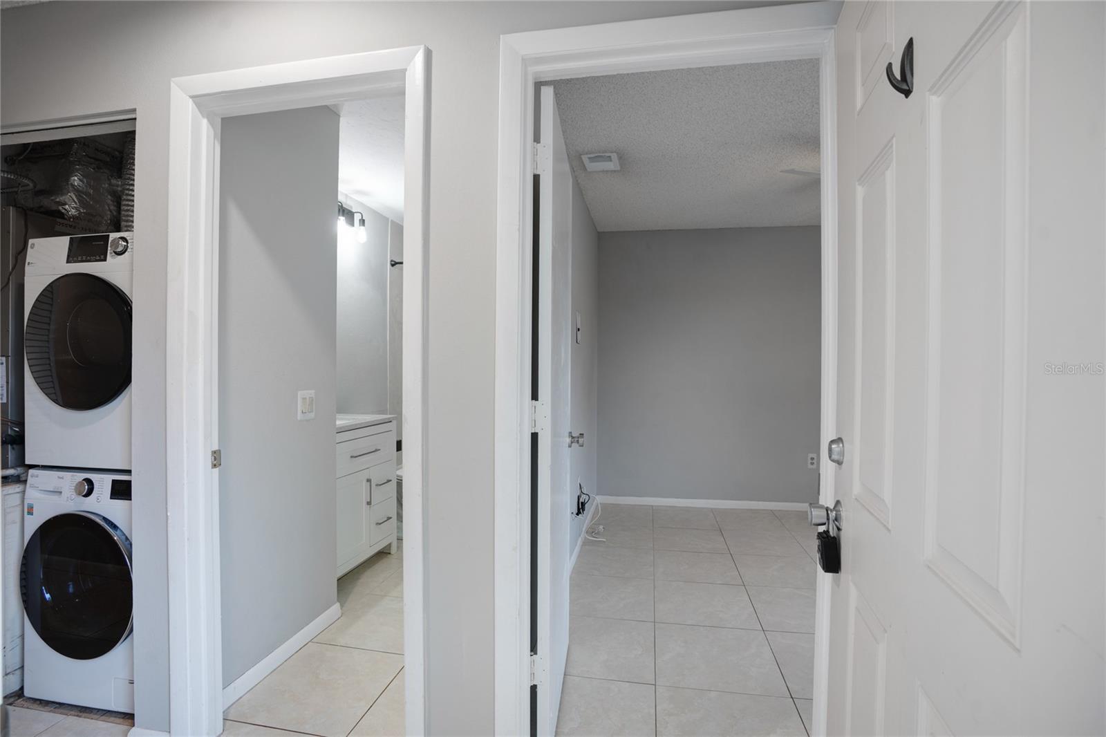 4717 WINSLOW BEACON #7