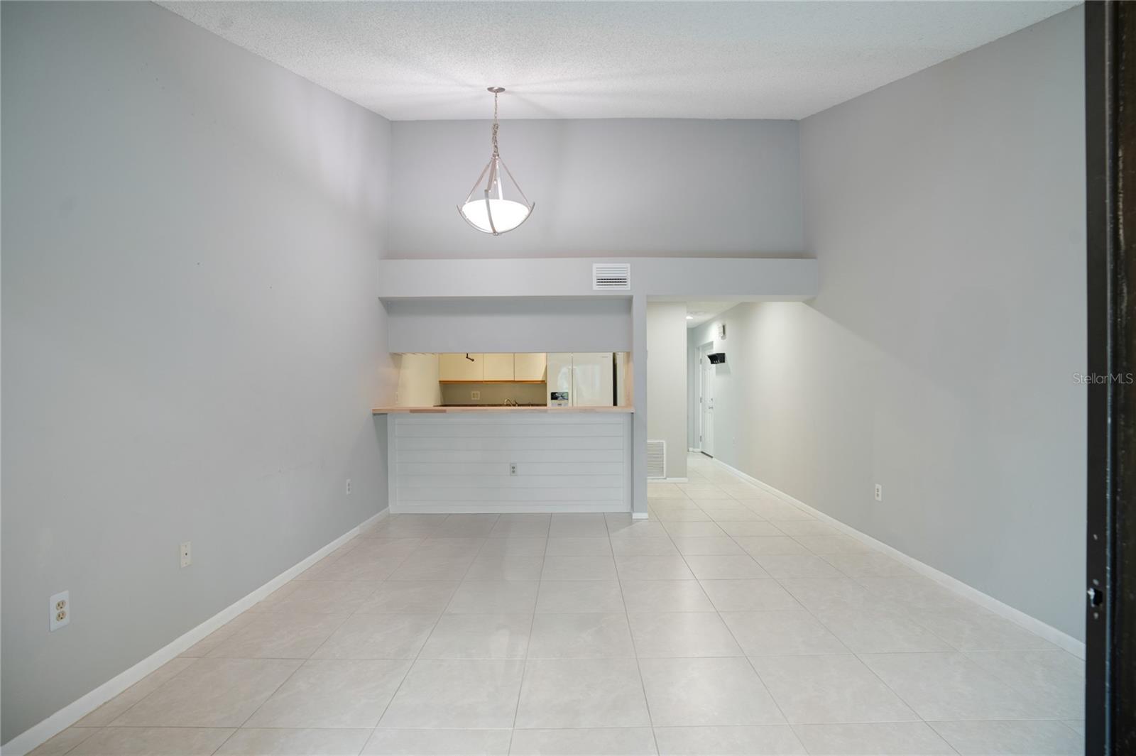 4717 WINSLOW BEACON #7