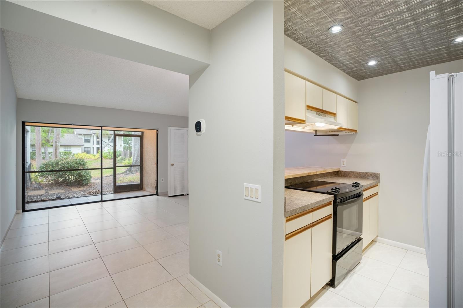 4717 WINSLOW BEACON #7