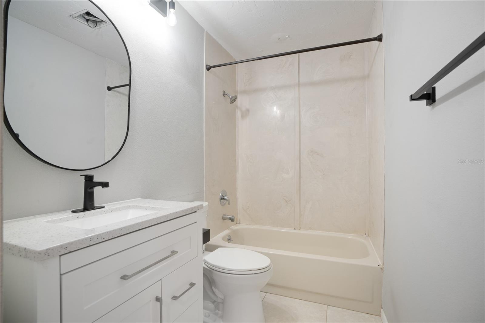 4717 WINSLOW BEACON #7