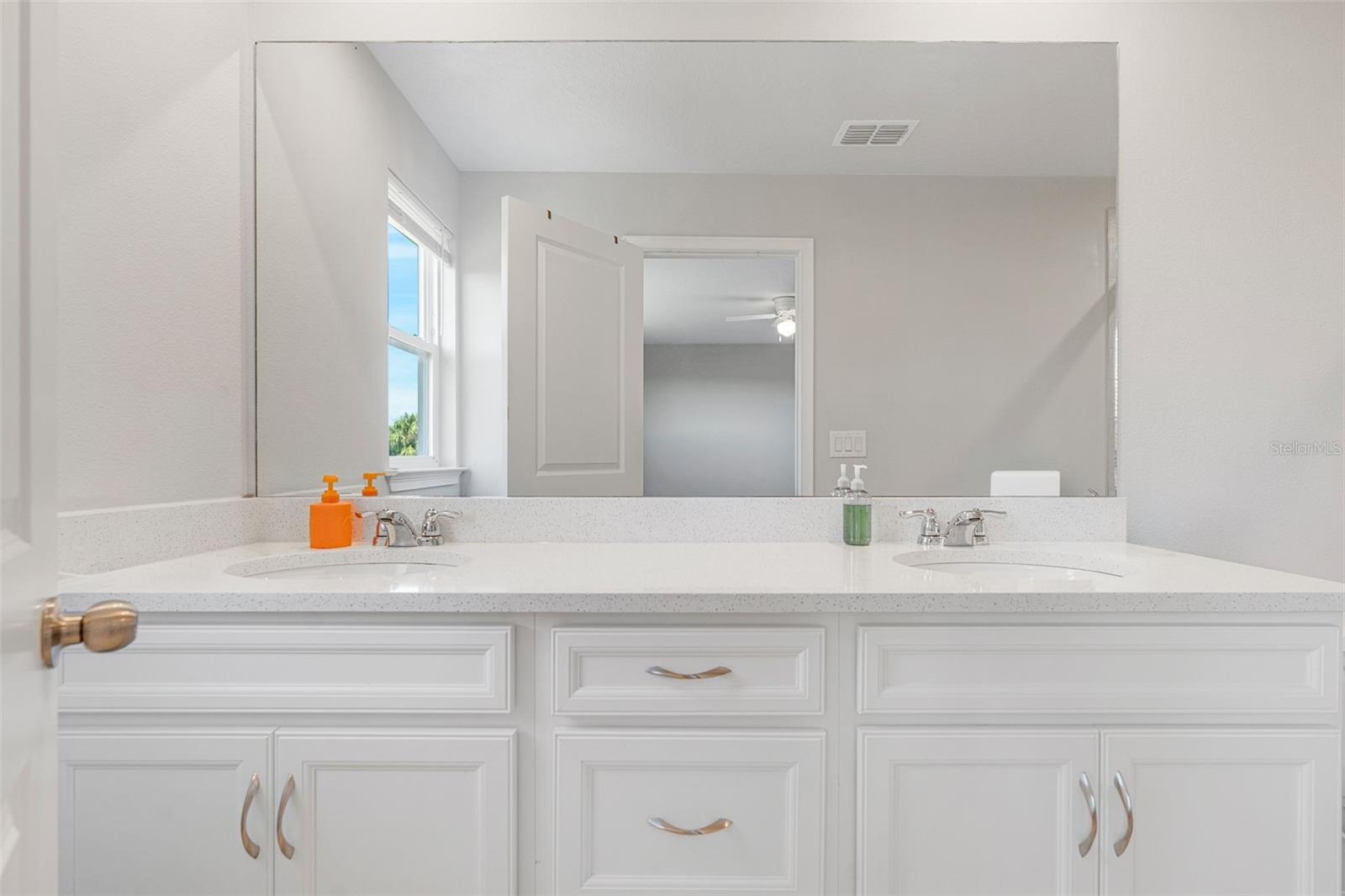 11815 SKY ACRES TER