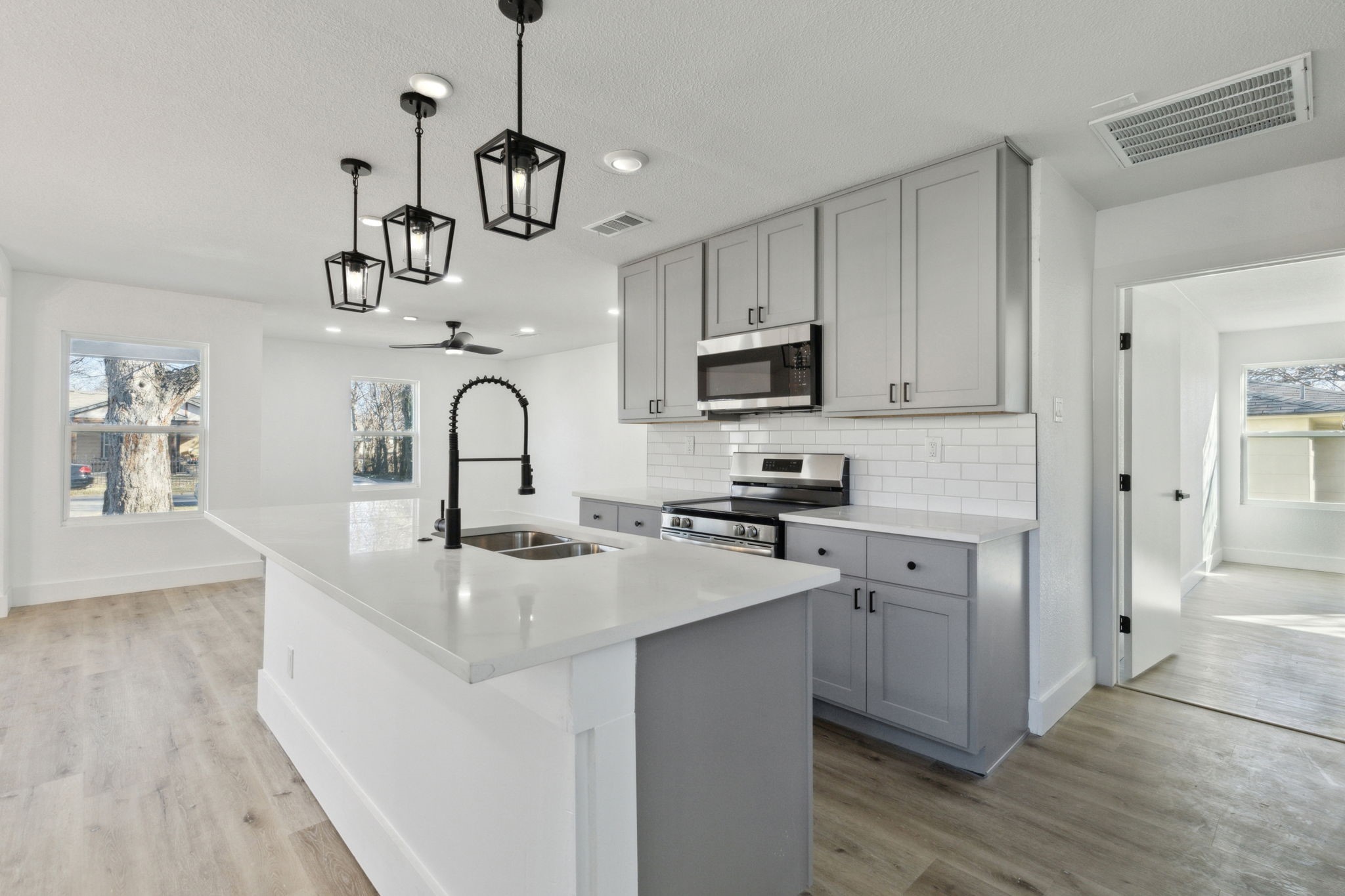 401 SW 5th