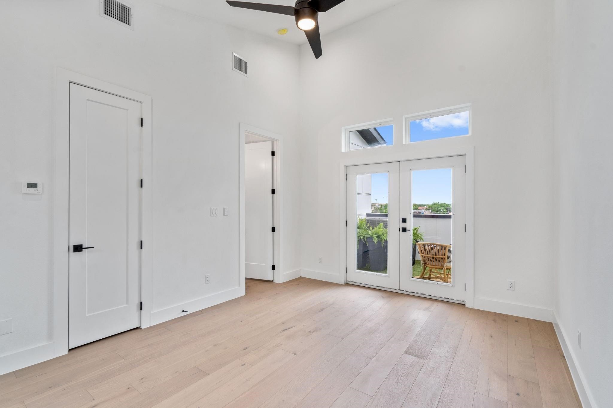 4208 Live Oak Street 201