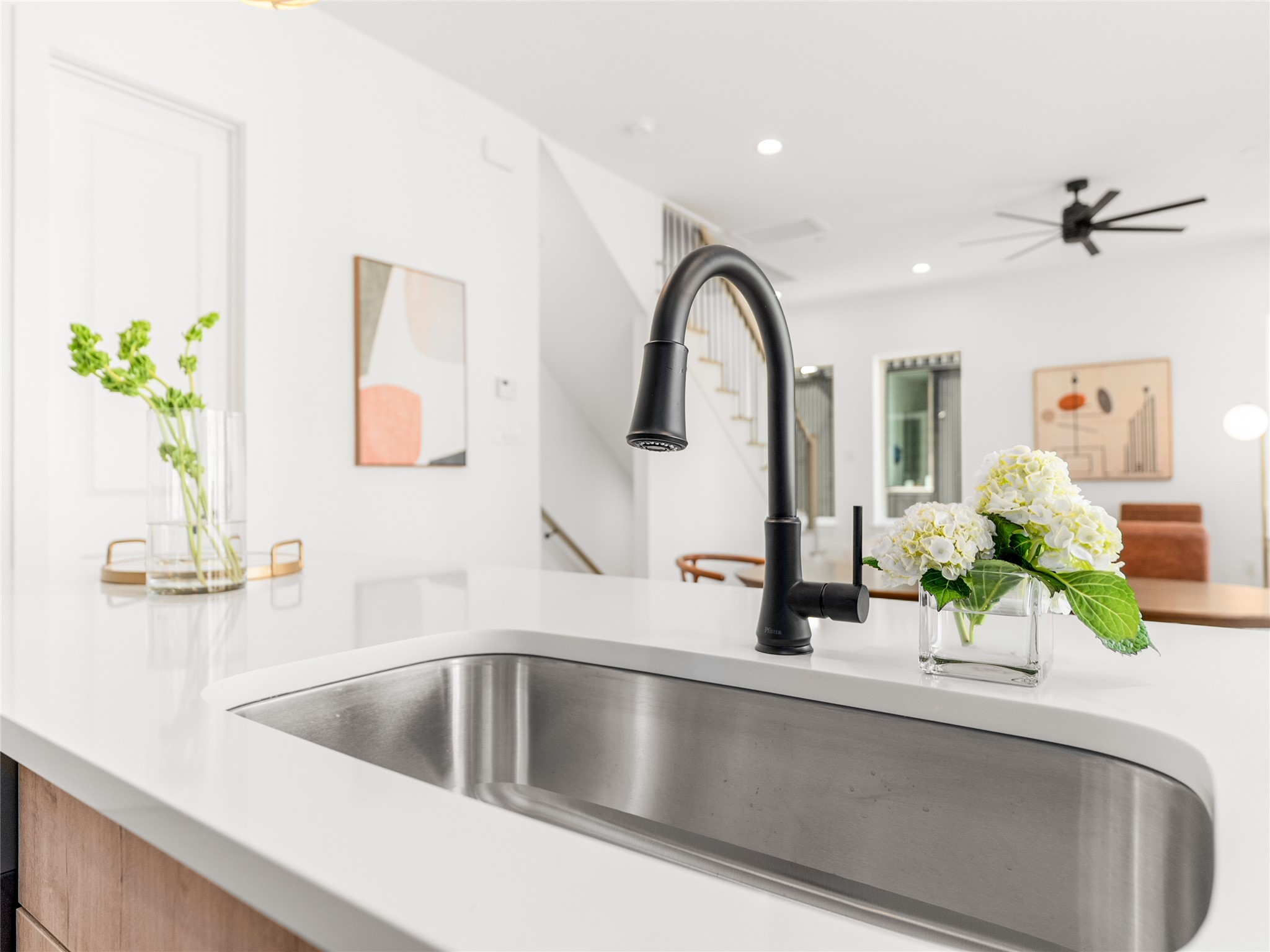 2019 N Prairie Avenue 101