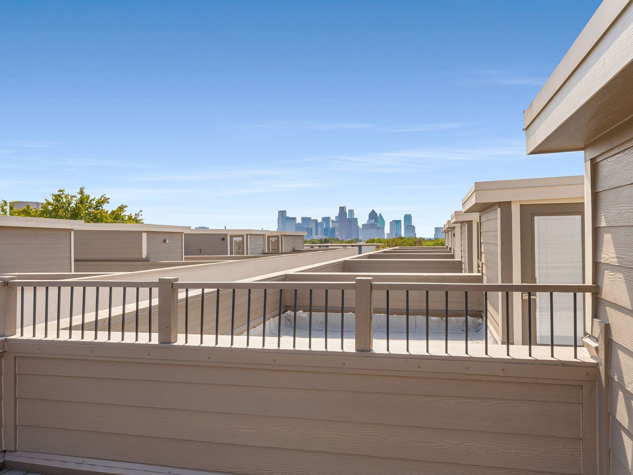 2019 N Prairie Avenue 101