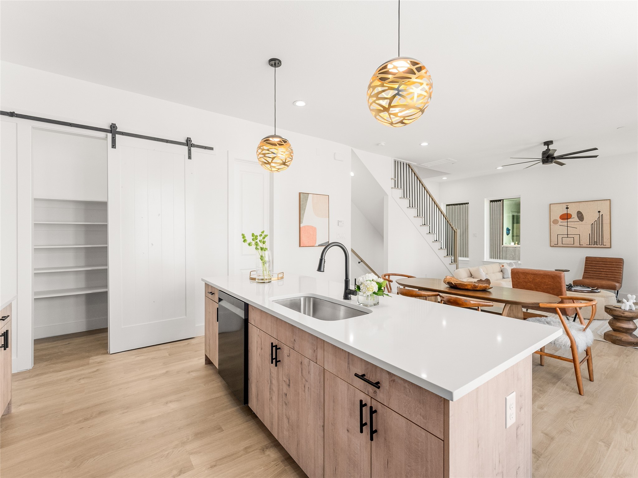 2019 N Prairie Avenue 101