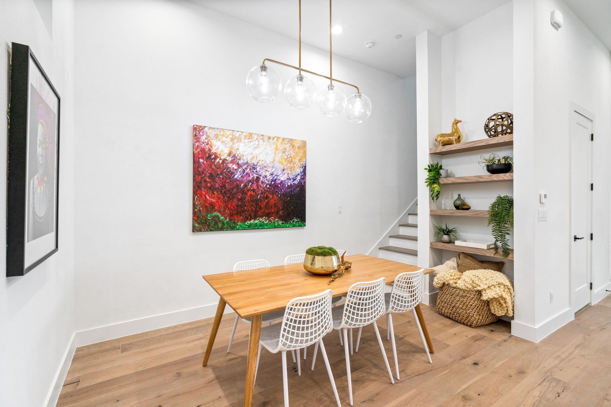 4208 Live Oak Street 201