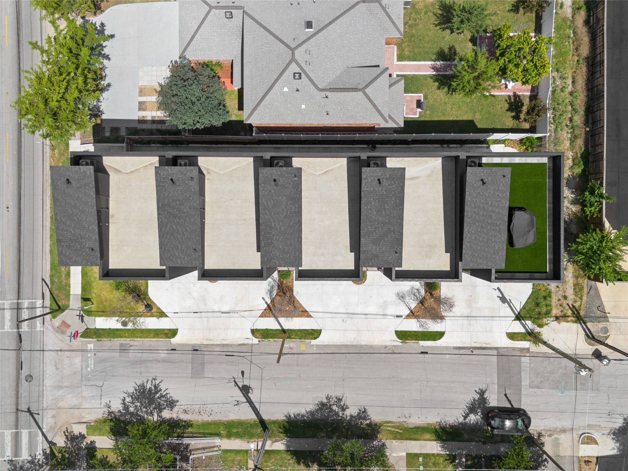 2202 N Carroll Avenue 104