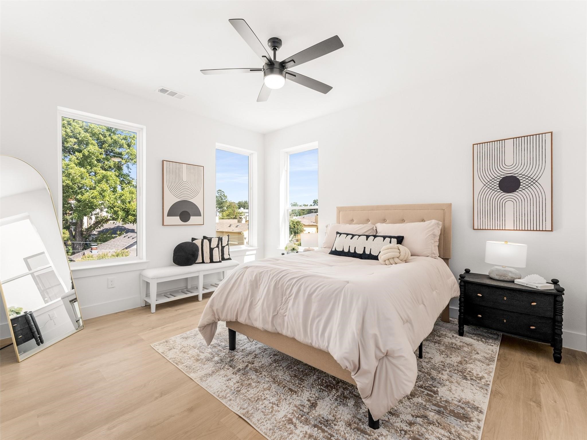 2015 N Prairie Avenue 203