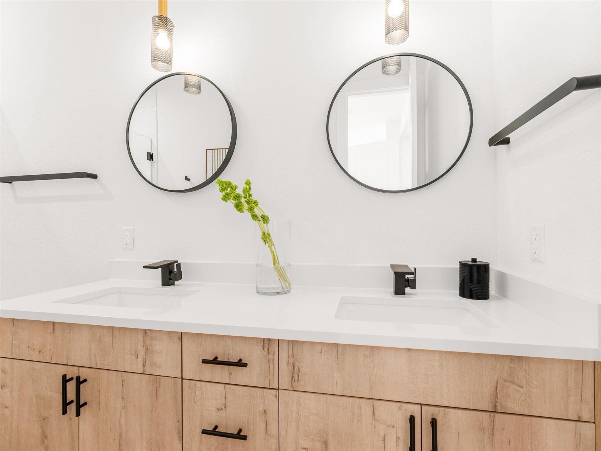 2015 N Prairie Avenue 203