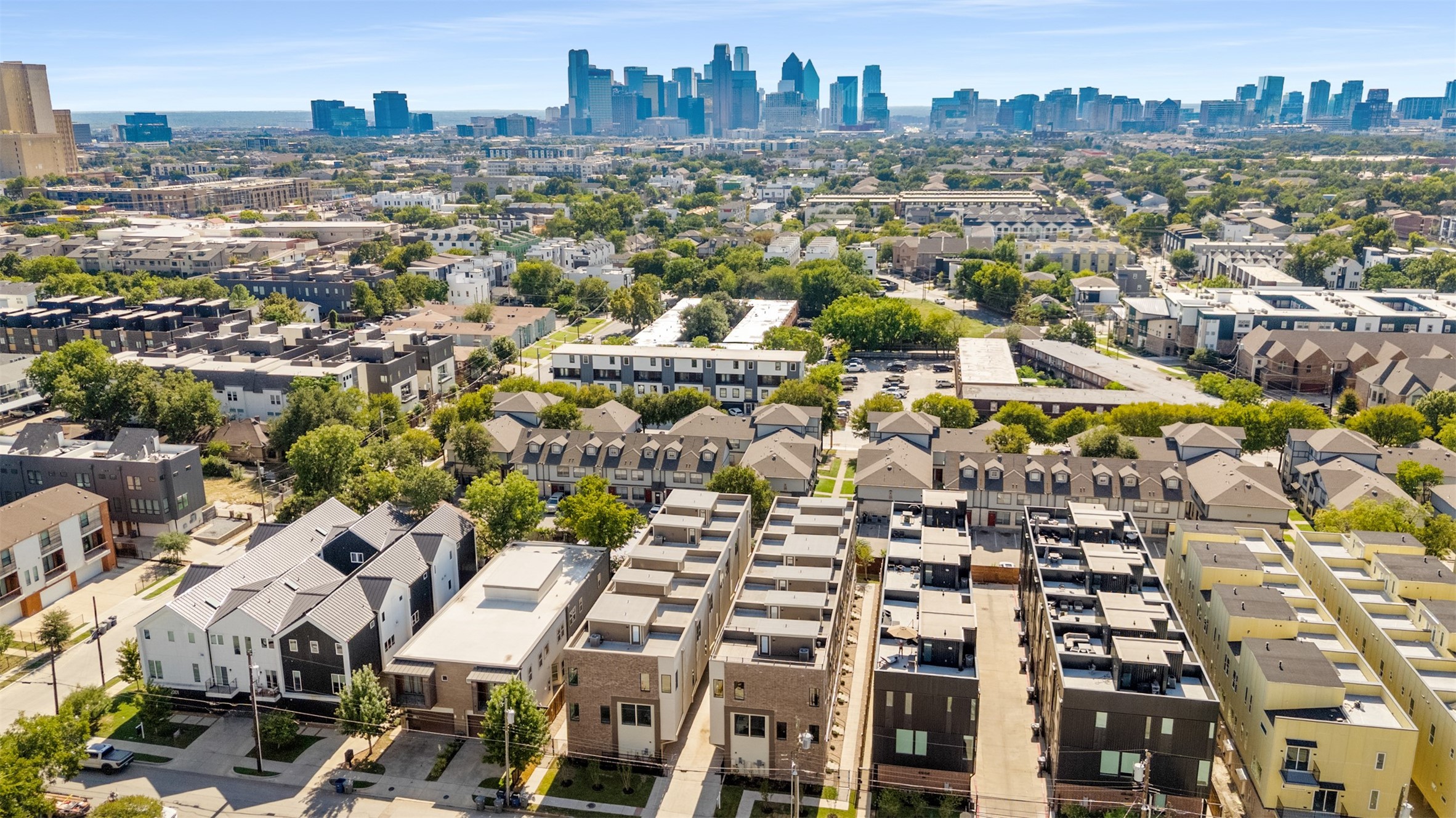 2015 N Prairie Avenue 204