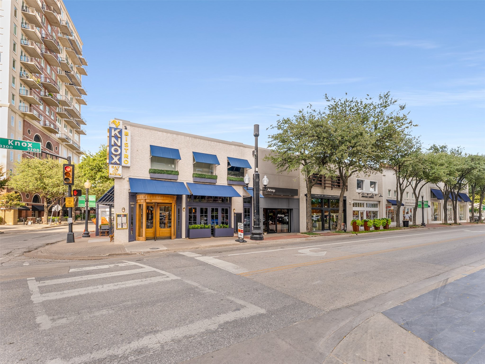 2015 N Prairie Avenue 204