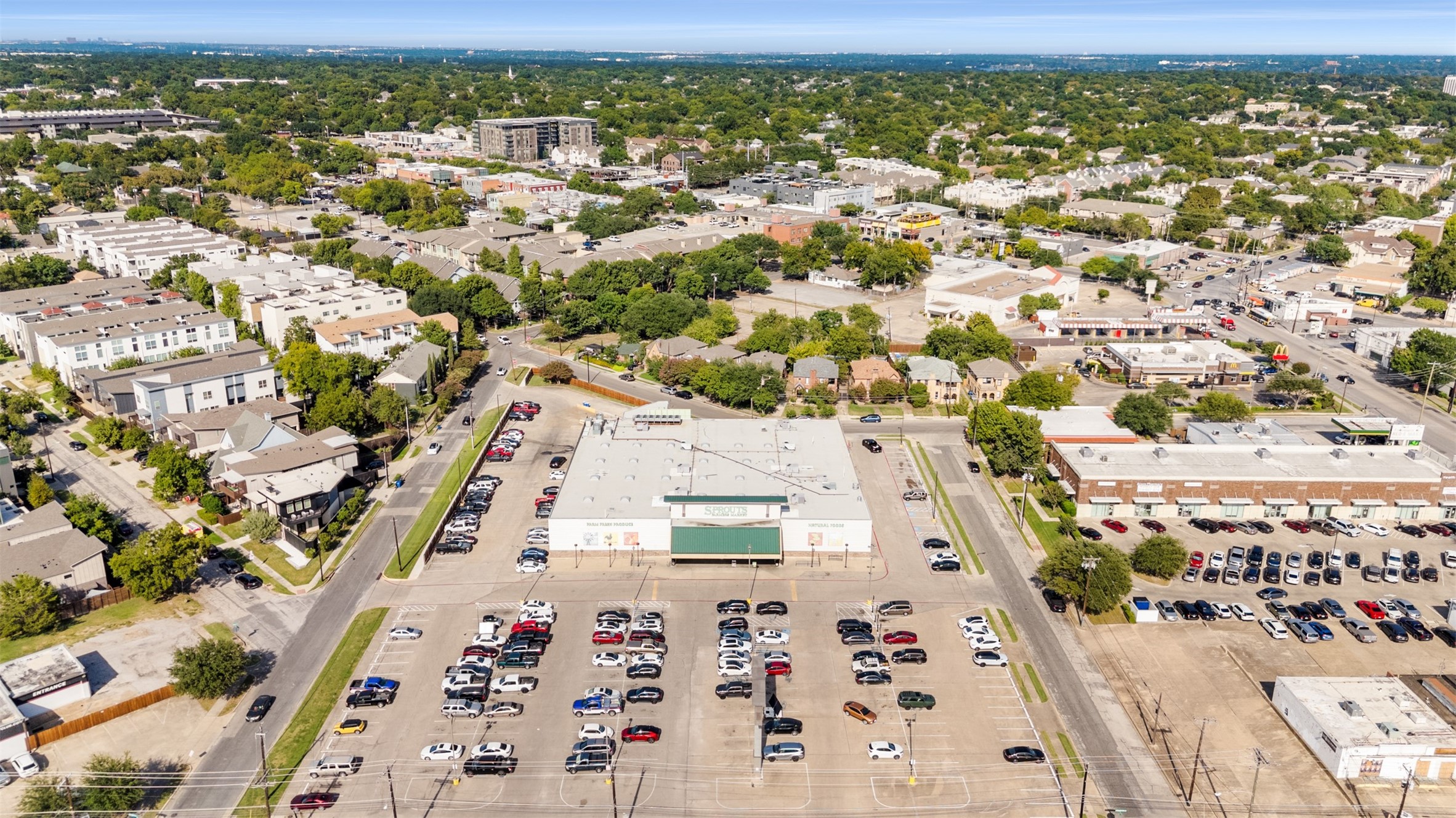 2015 N Prairie Avenue 204