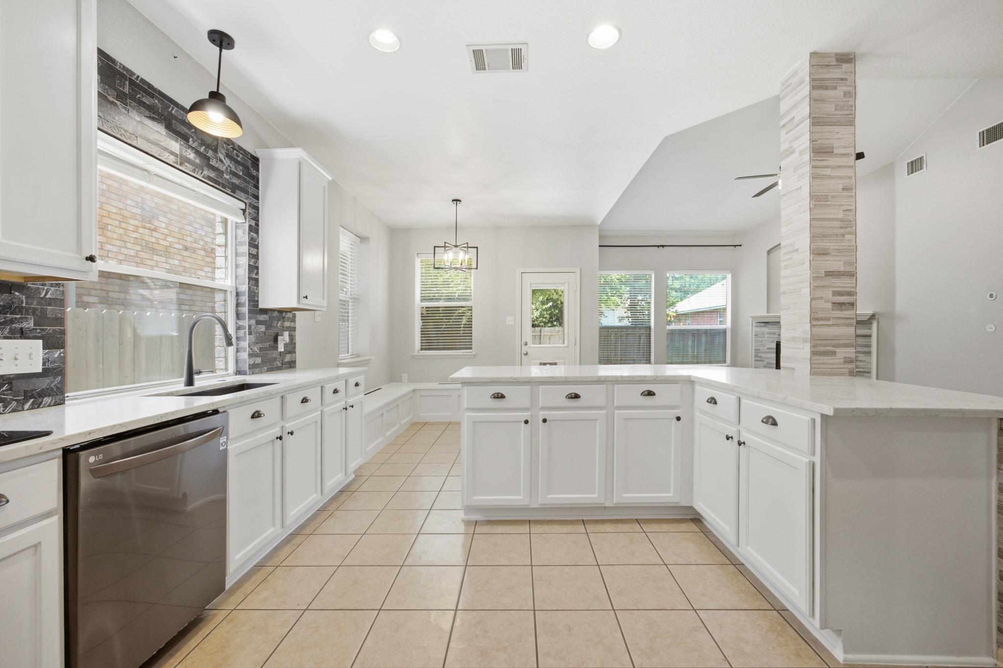 608 Spanish Oak TER