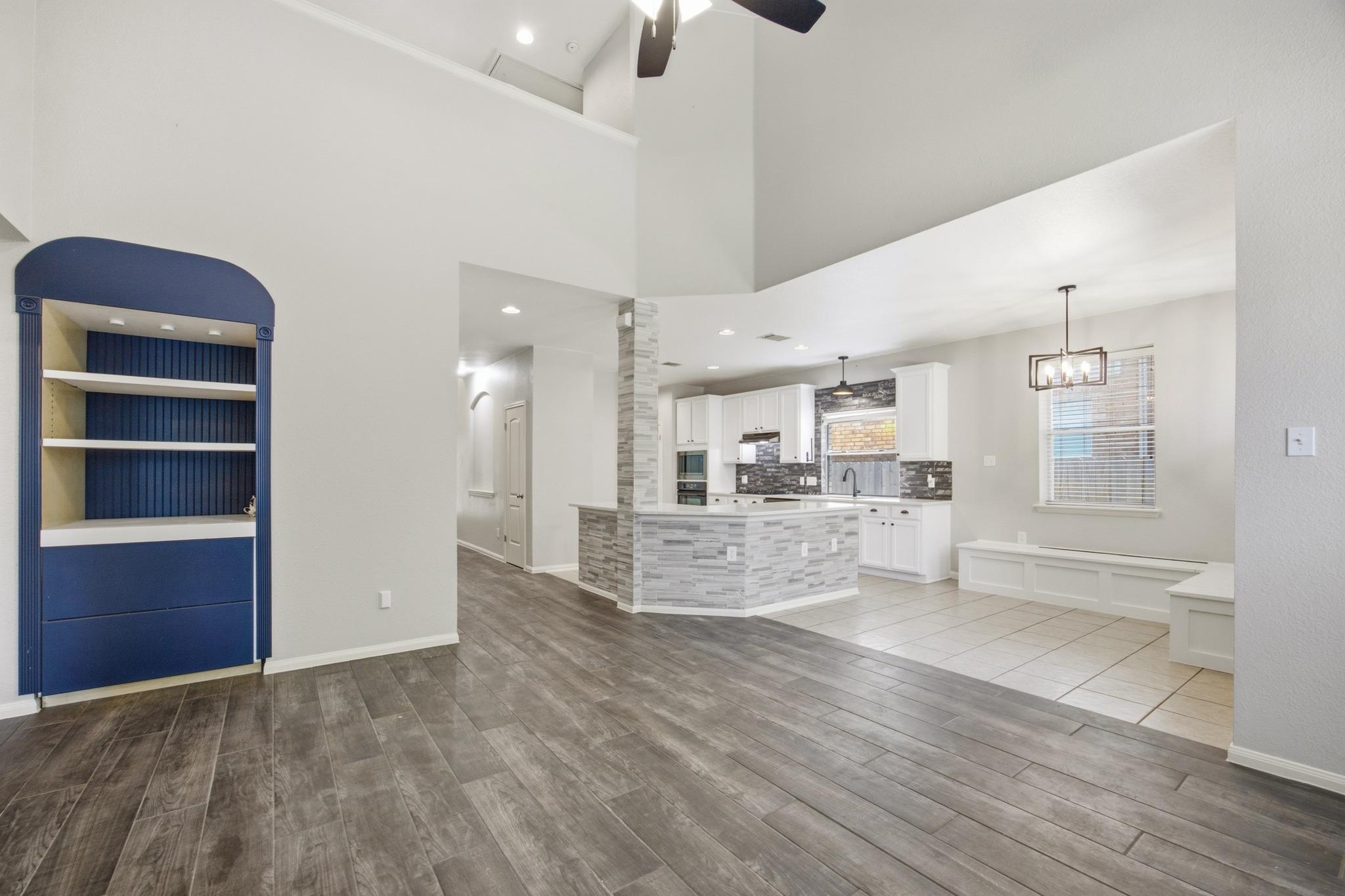 608 Spanish Oak TER
