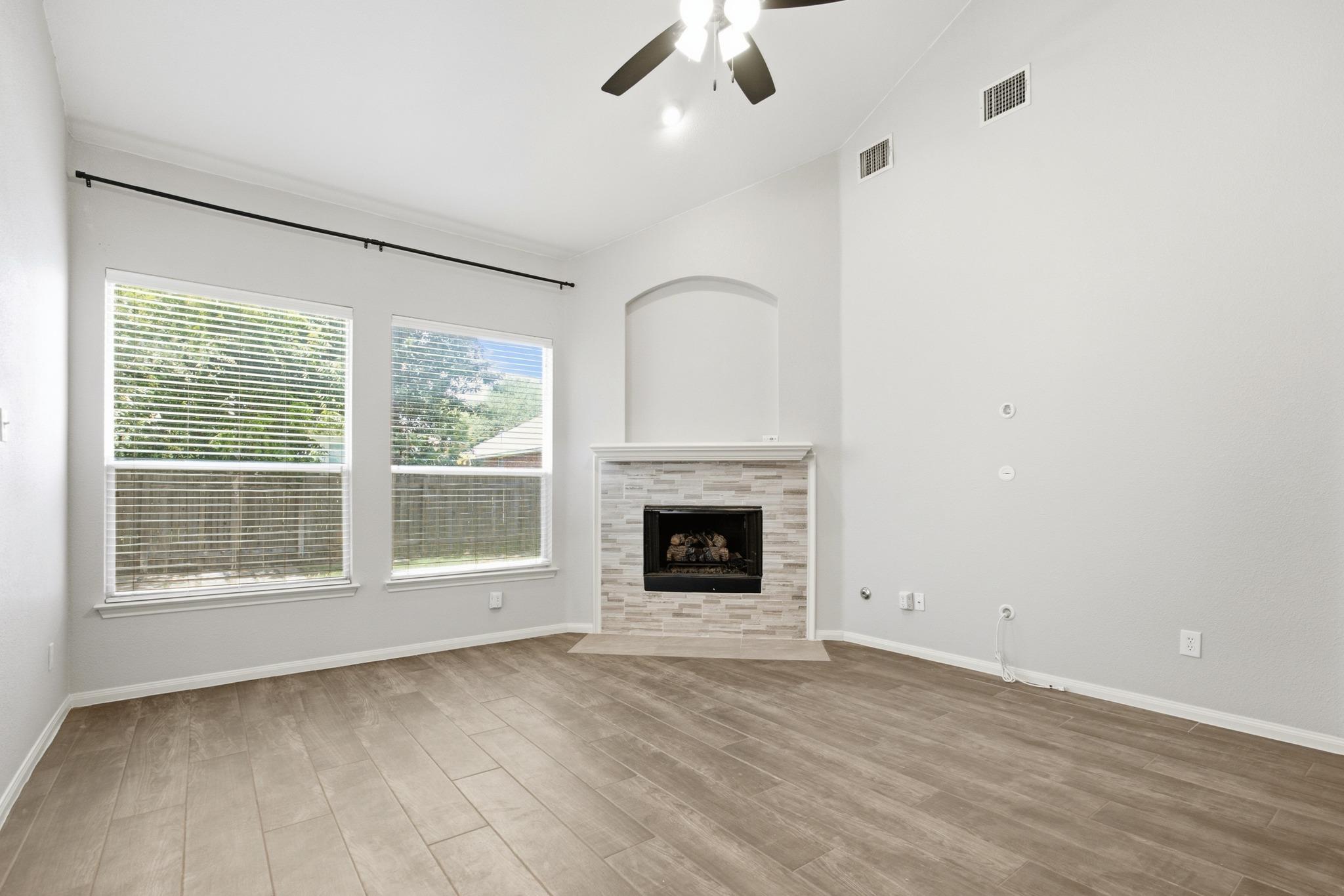 608 Spanish Oak TER