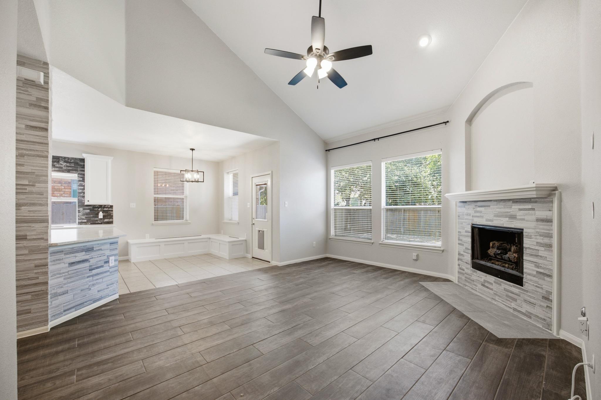 608 Spanish Oak TER