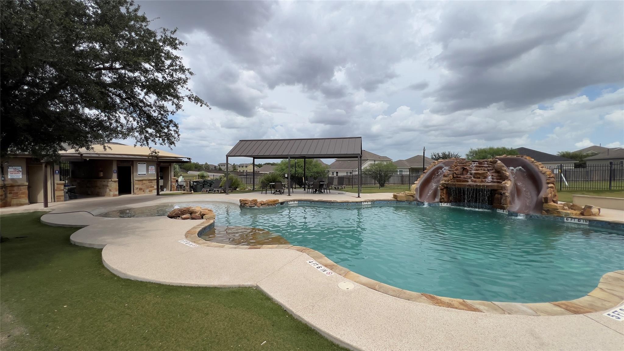 357 Nottingham LOOP