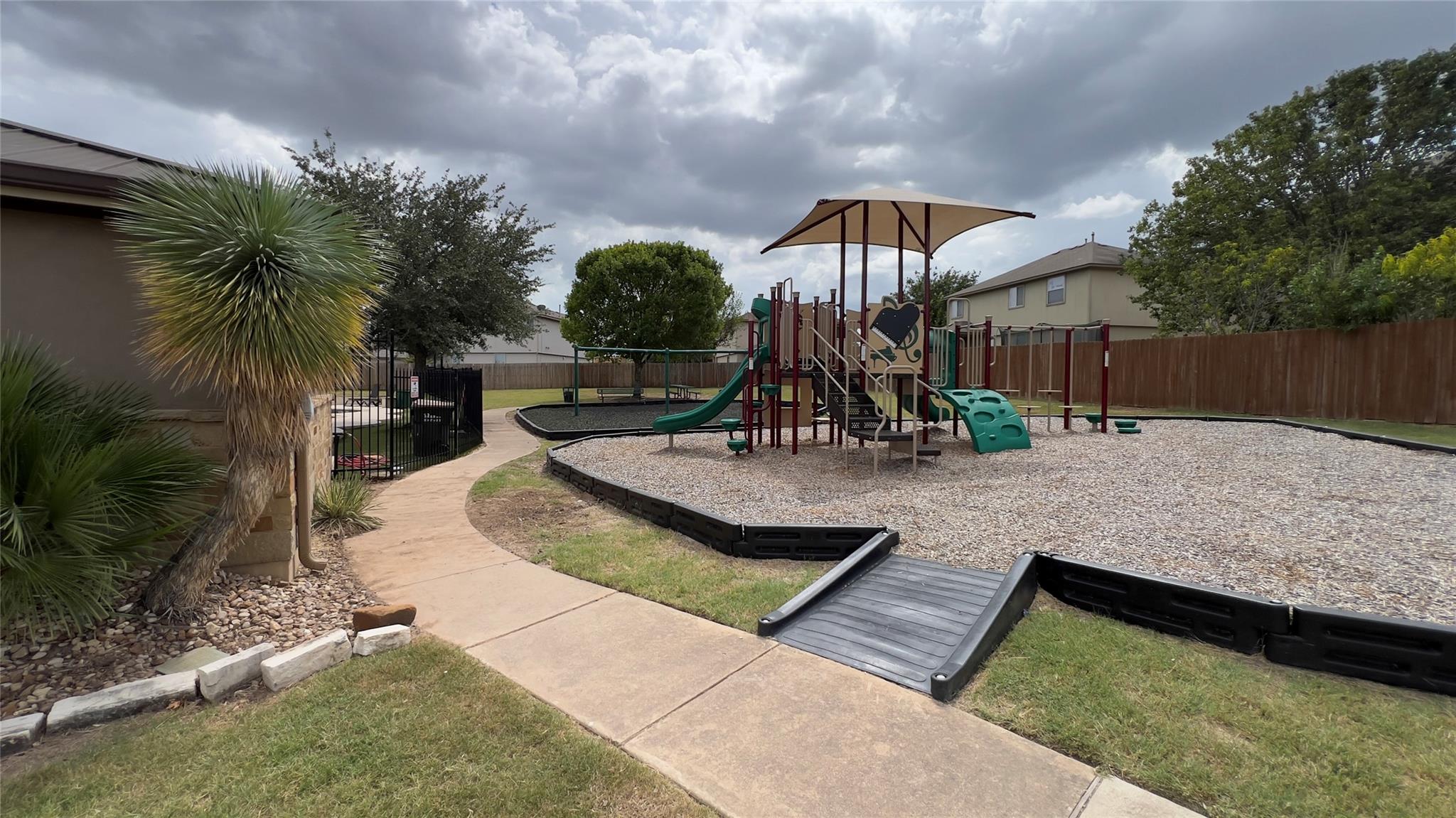 357 Nottingham LOOP