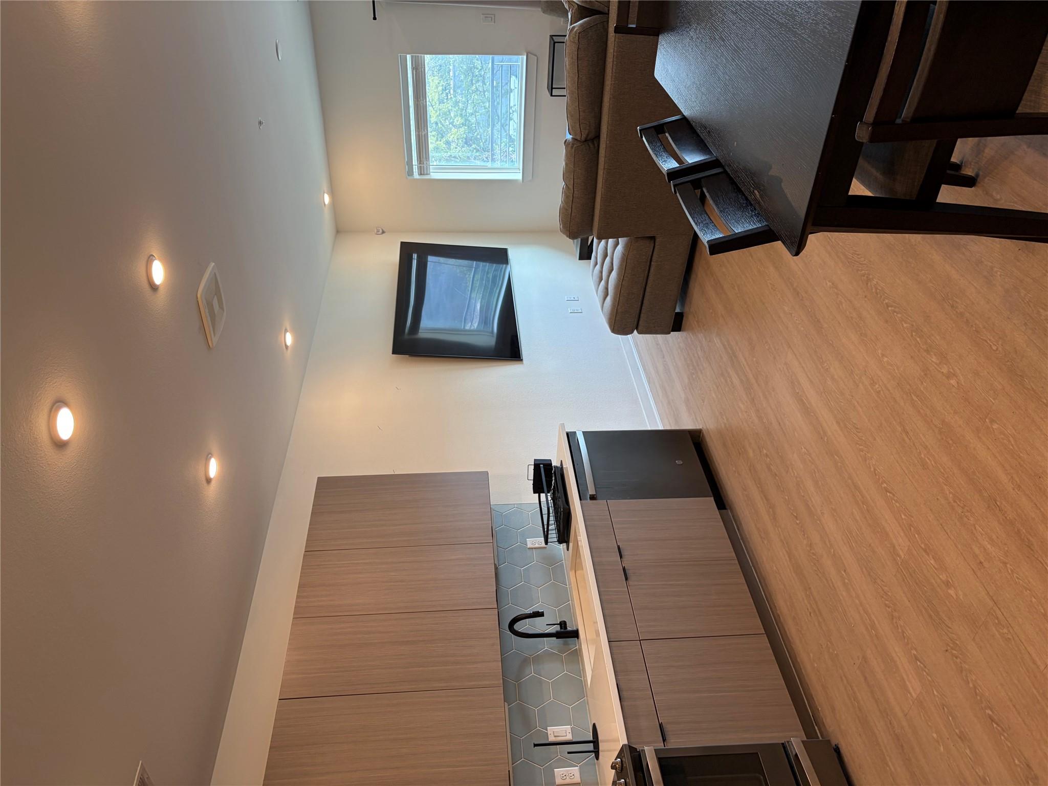 4802 S Congress Ave # 107