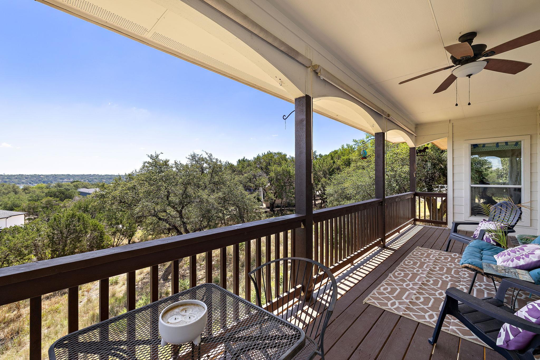 501 Lakeland CIR