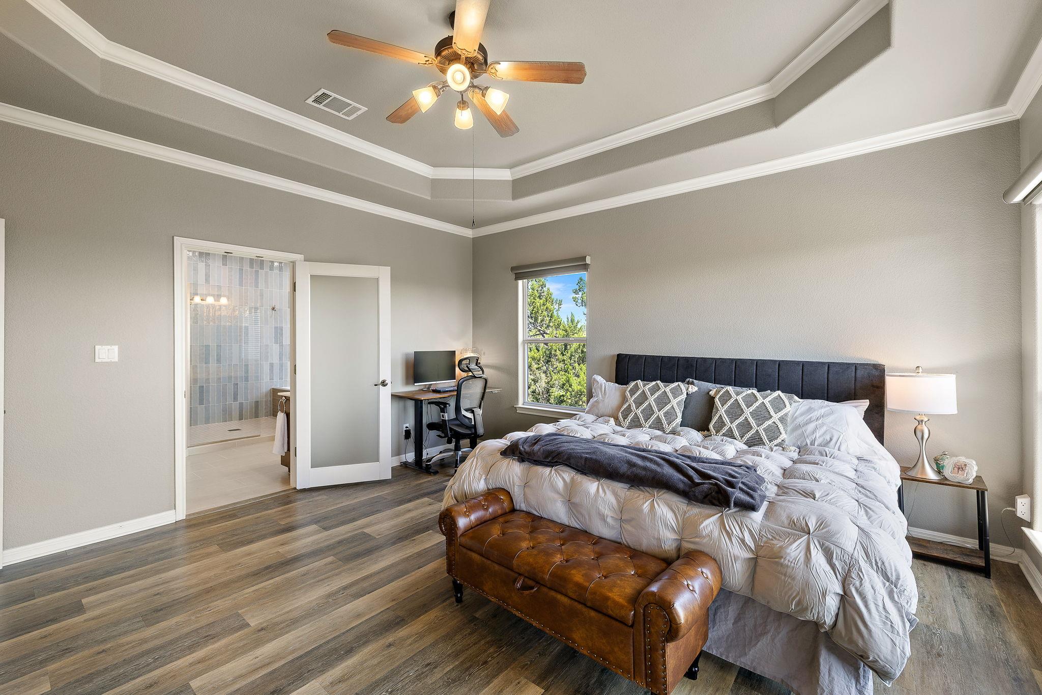 501 Lakeland CIR