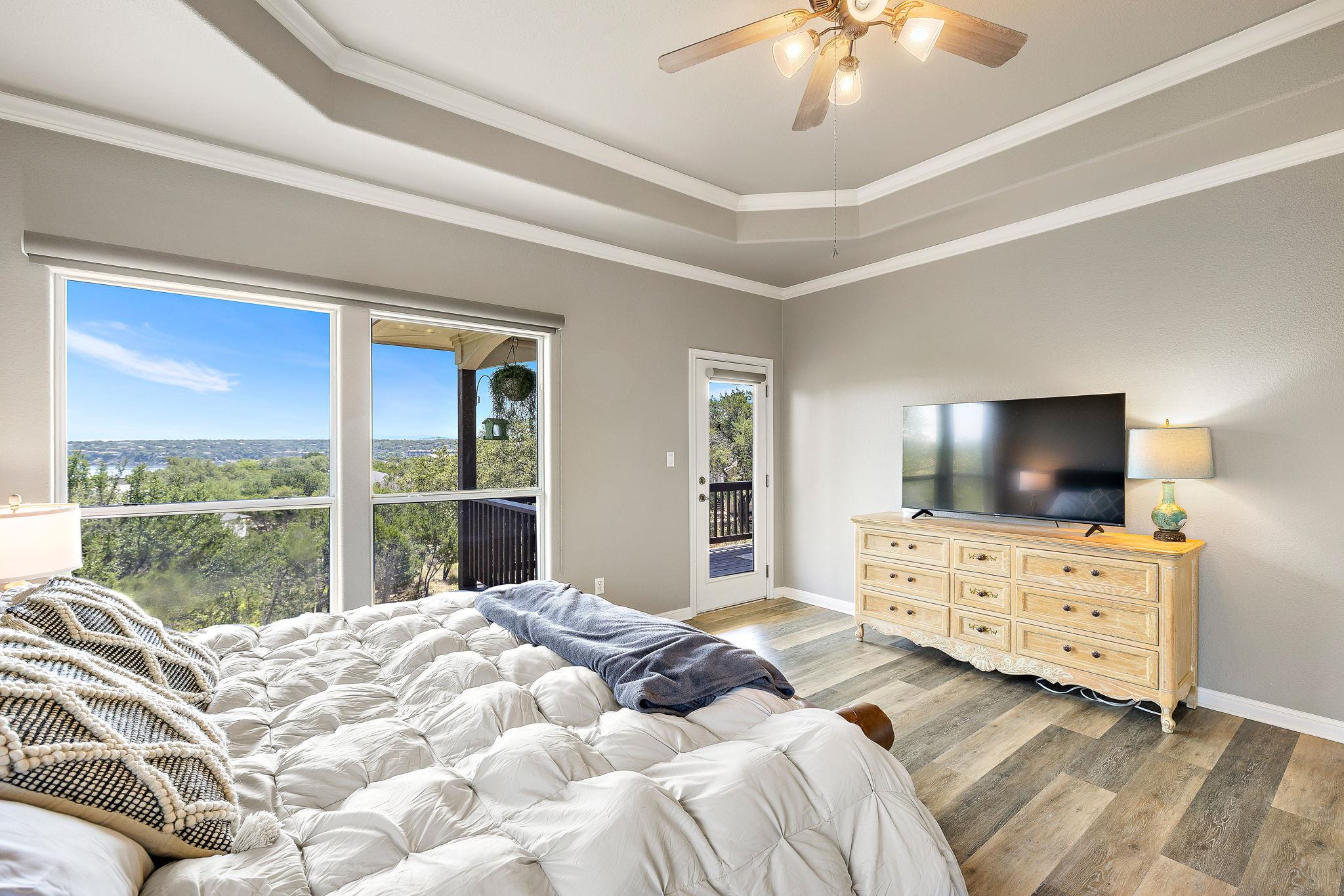 501 Lakeland CIR