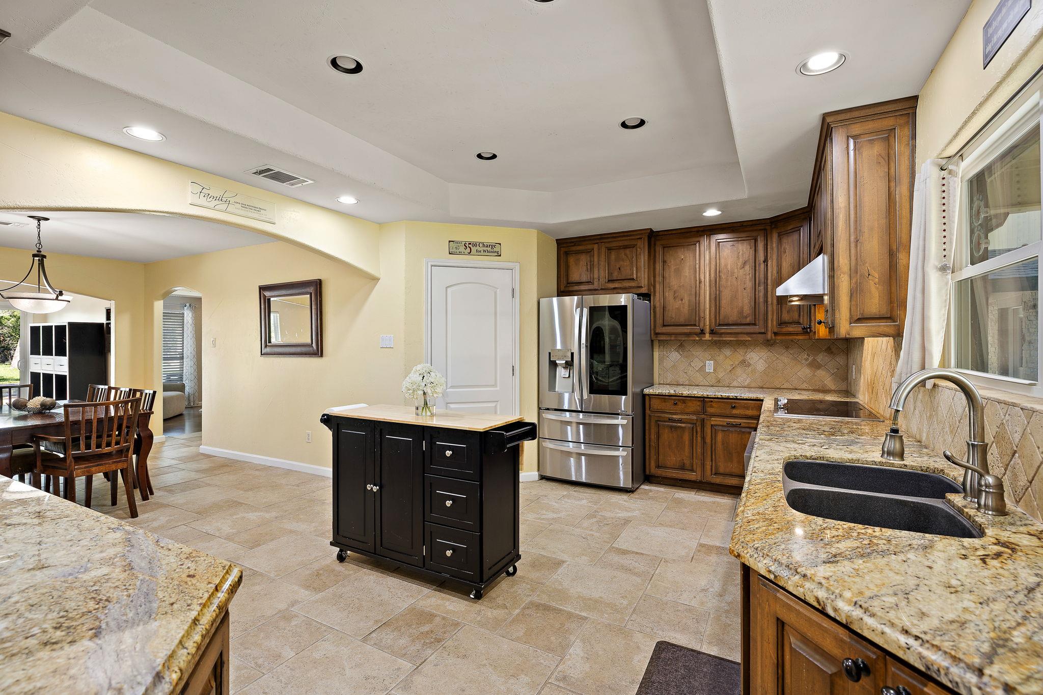 4204 Oro CT