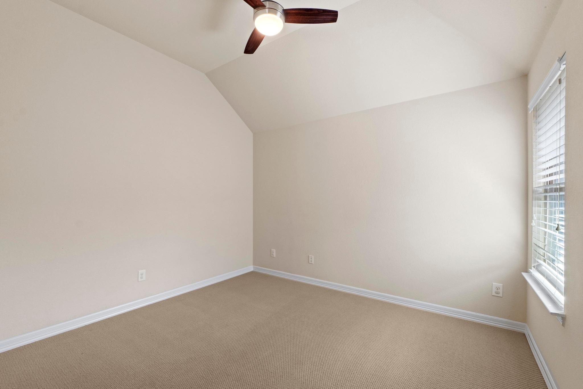 4013 Gloucester DR