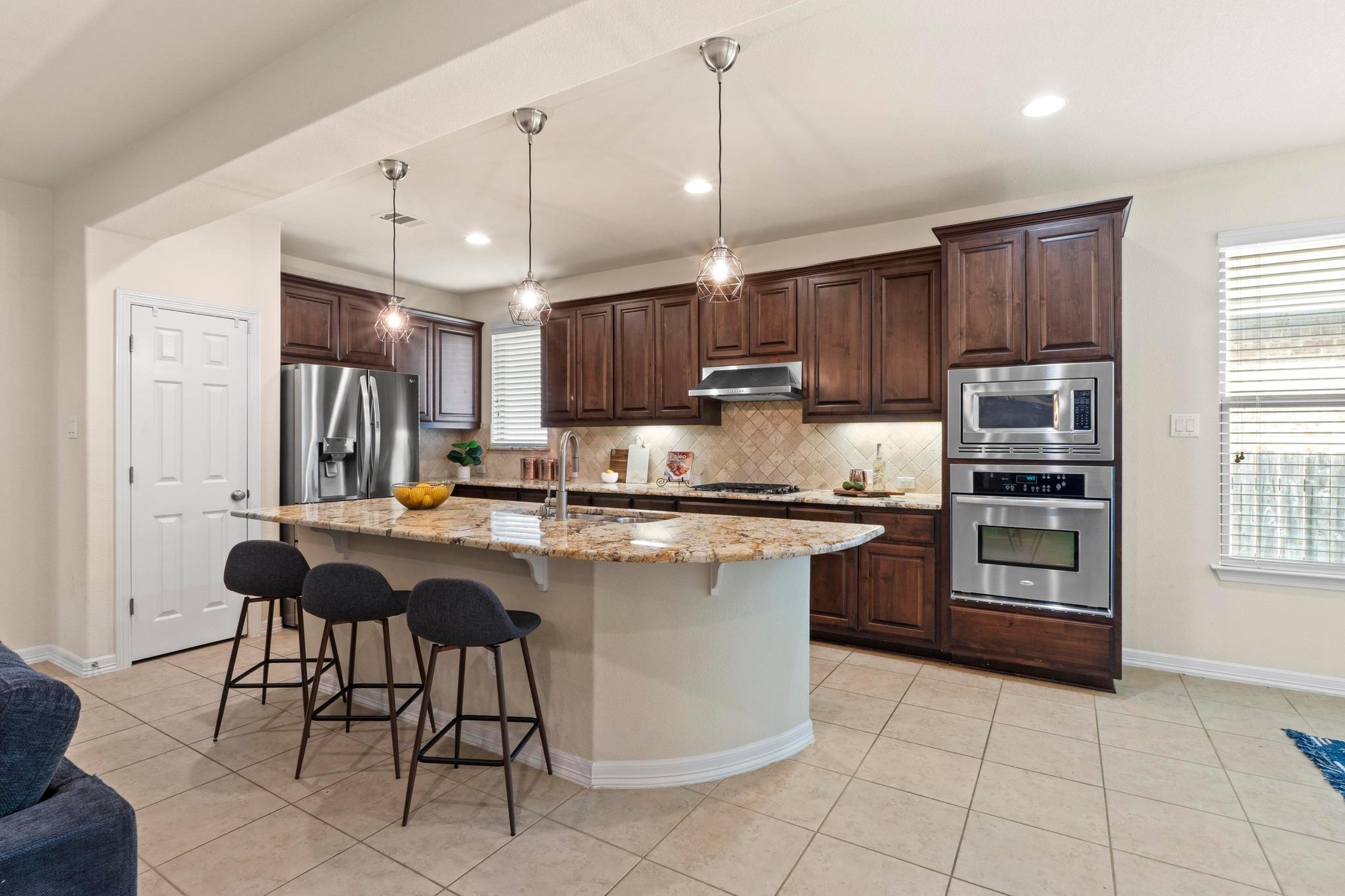 4013 Gloucester DR