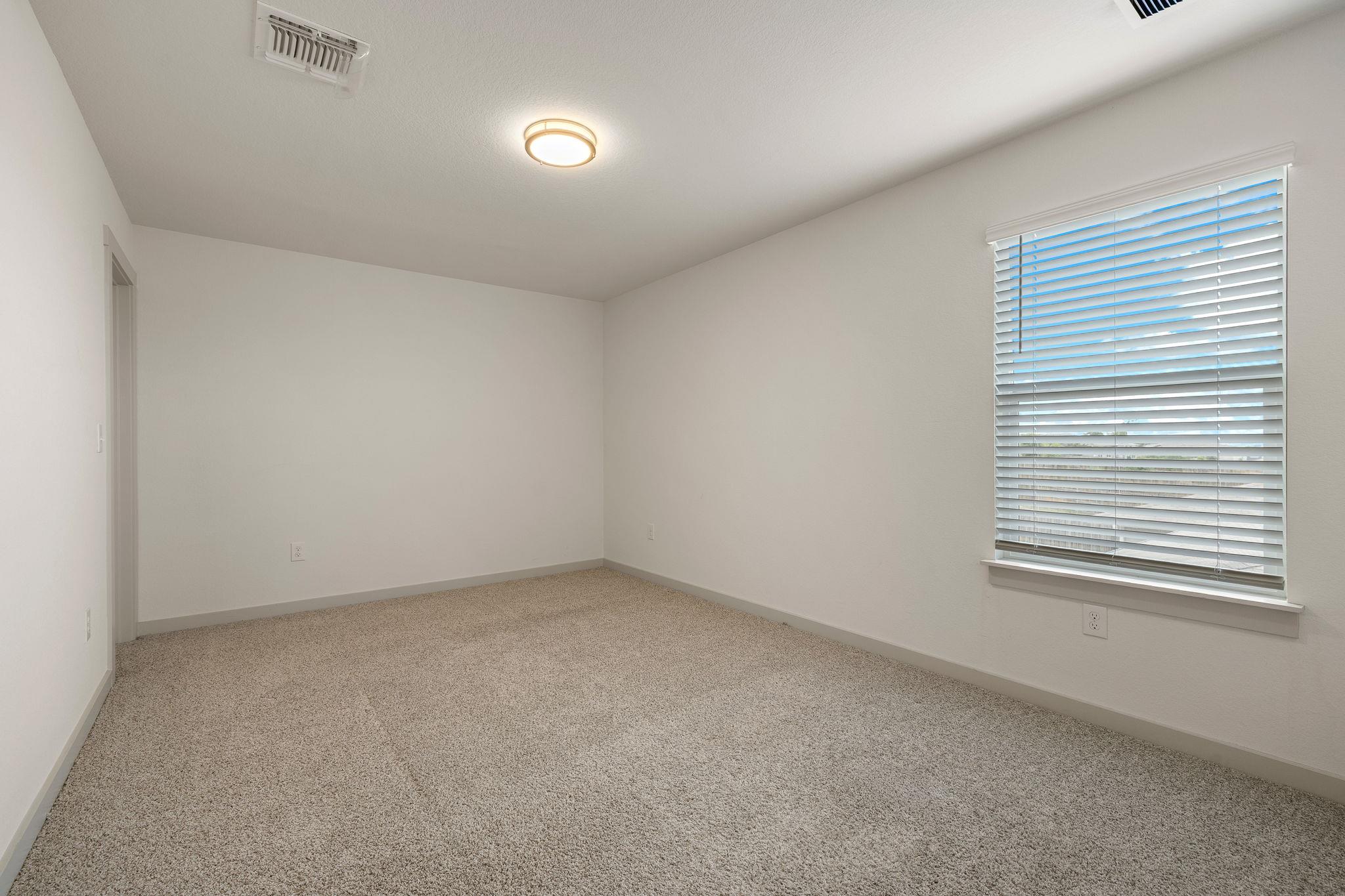10716 Fulton Ave